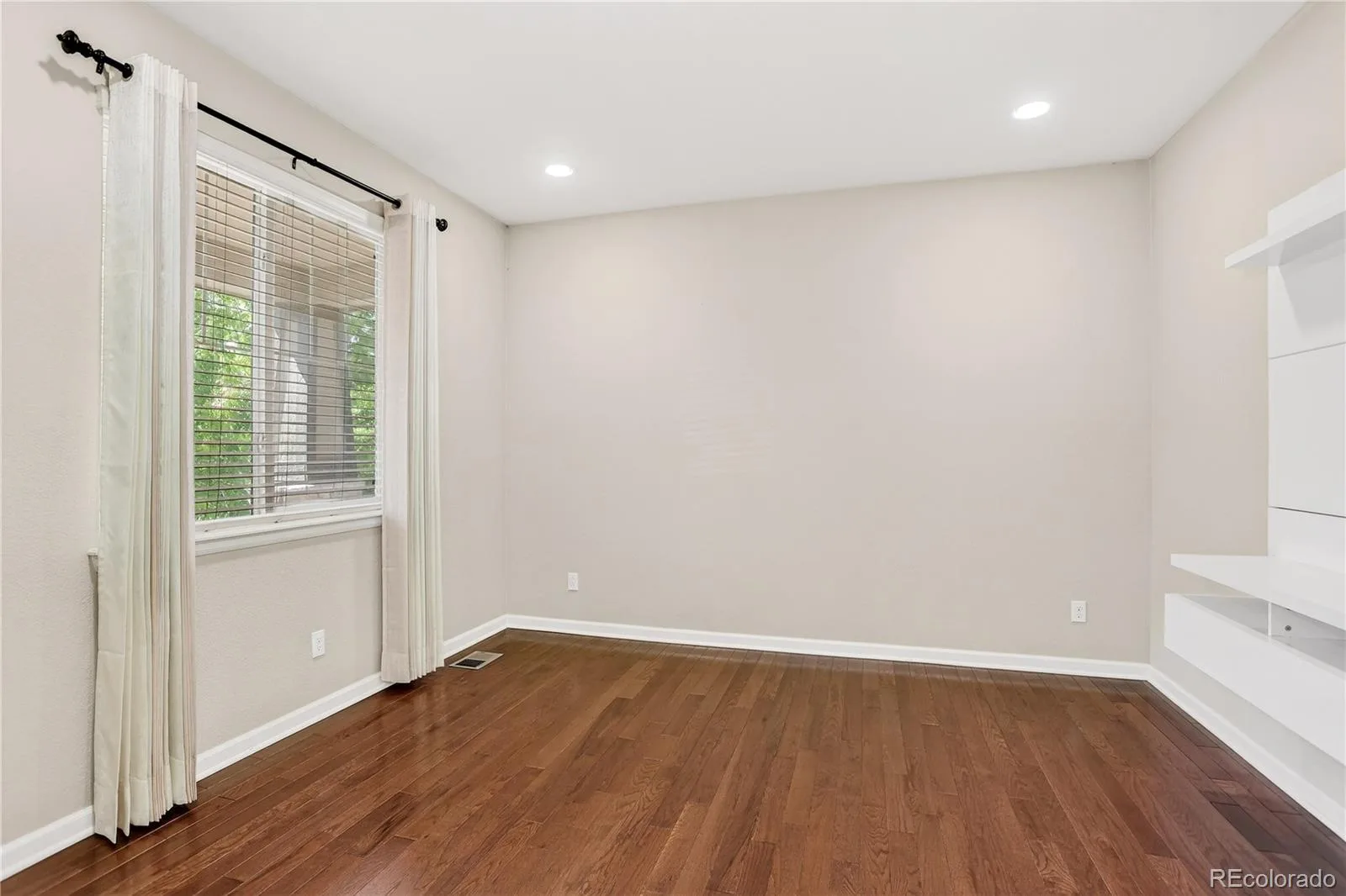 10768 Hillsboro Street Parker CO 80134 MLS #REC2258741 06142026101707 1600 15