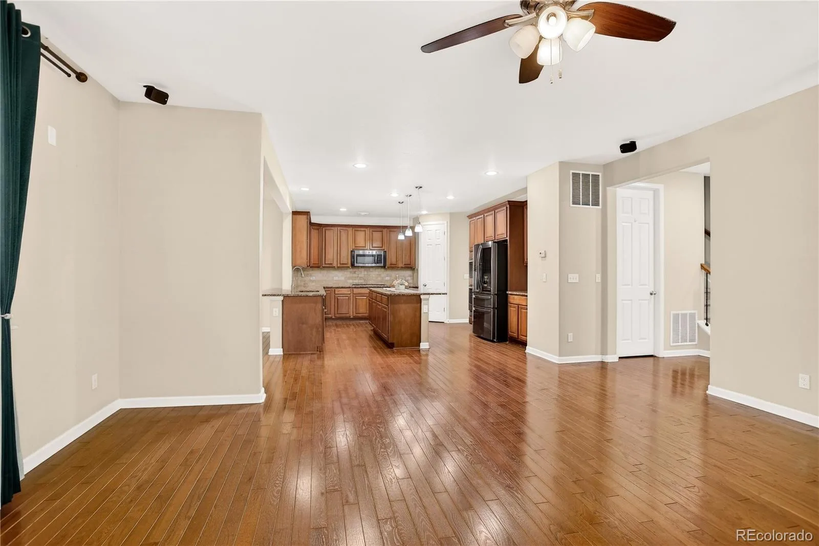10768 Hillsboro Street Parker CO 80134 MLS #REC2258741 06142026101707 1600 20