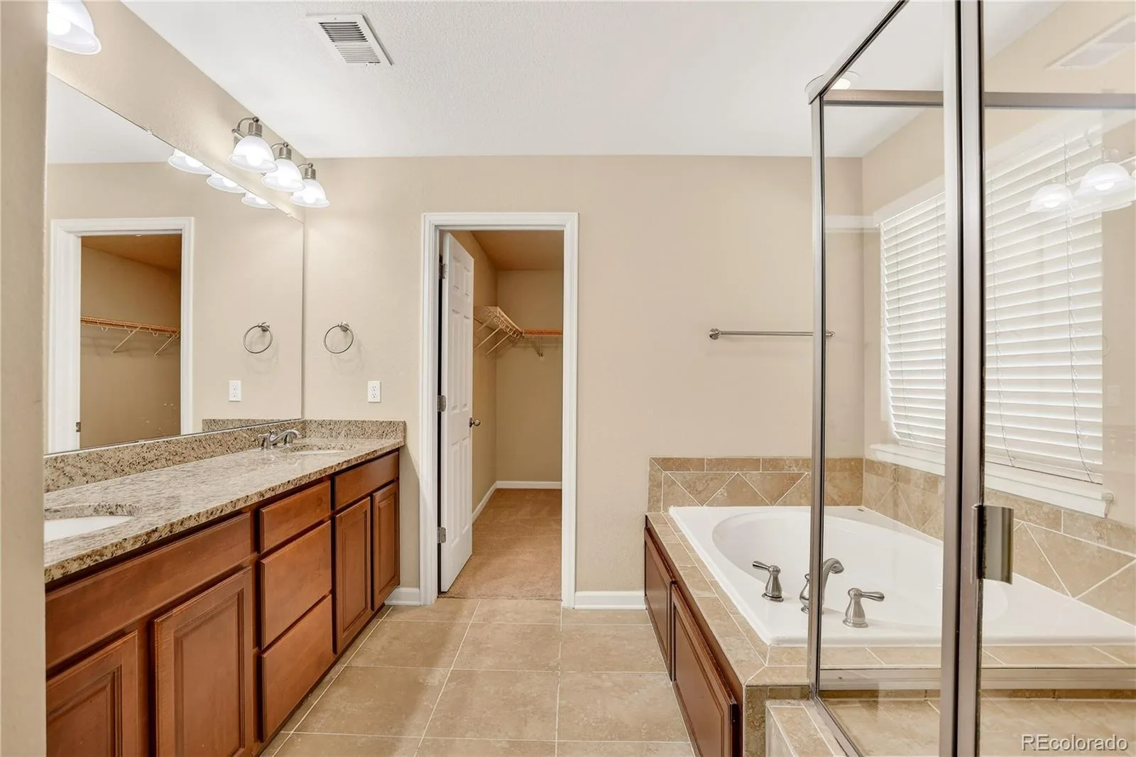 10768 Hillsboro Street Parker CO 80134 MLS #REC2258741 06142026101707 1600 27