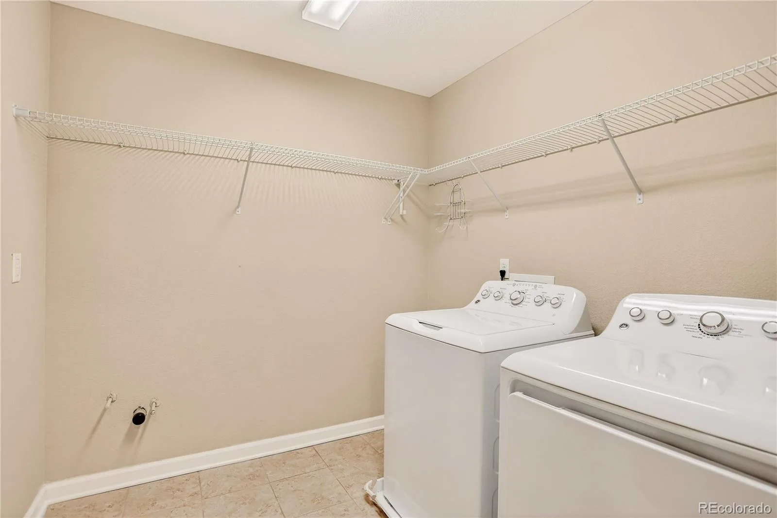 10768 Hillsboro Street Parker CO 80134 MLS #REC2258741 06142026101707 1600 33