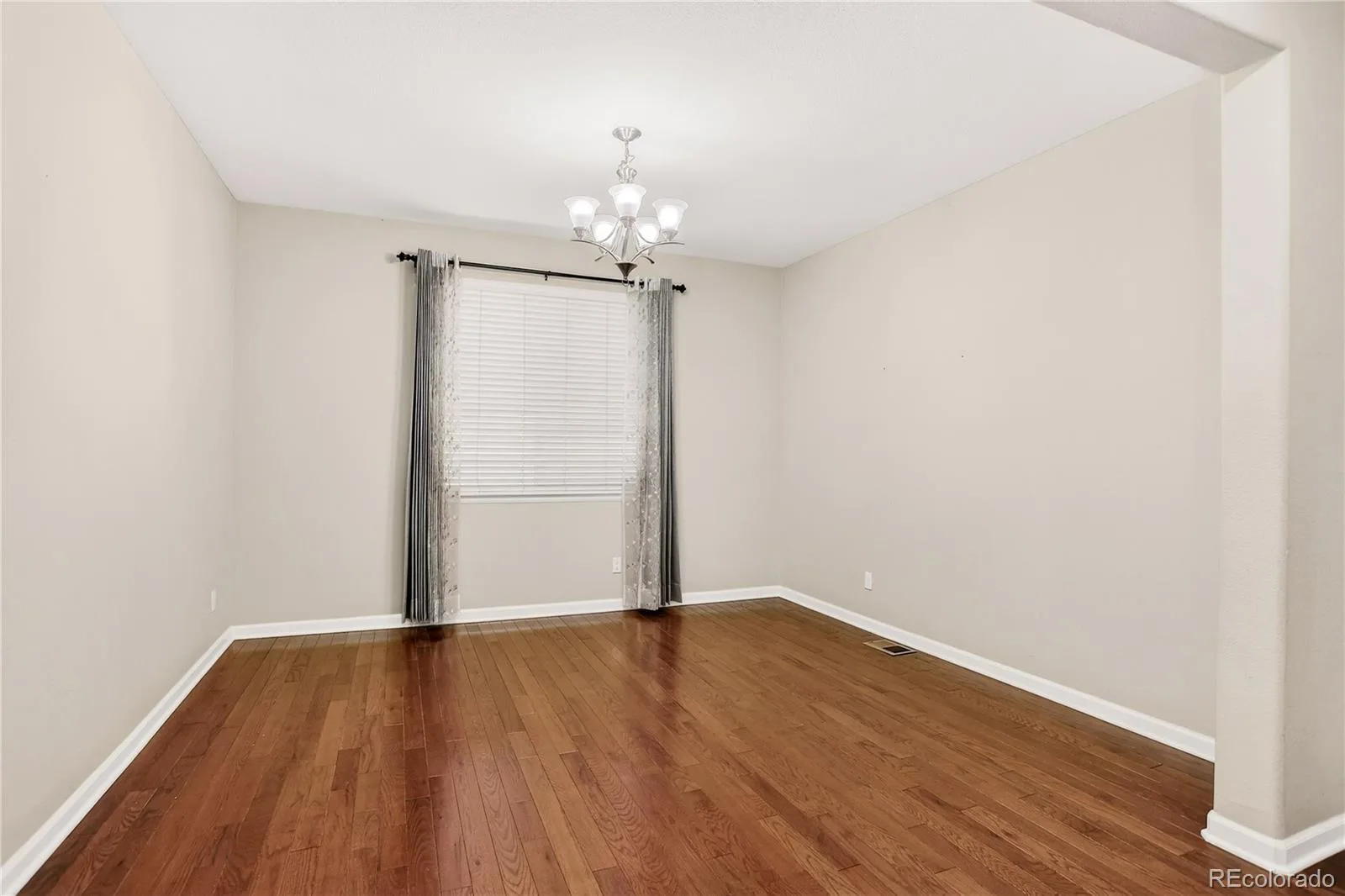 10768 Hillsboro Street Parker CO 80134 MLS #REC2258741 06142026101707 1600 4
