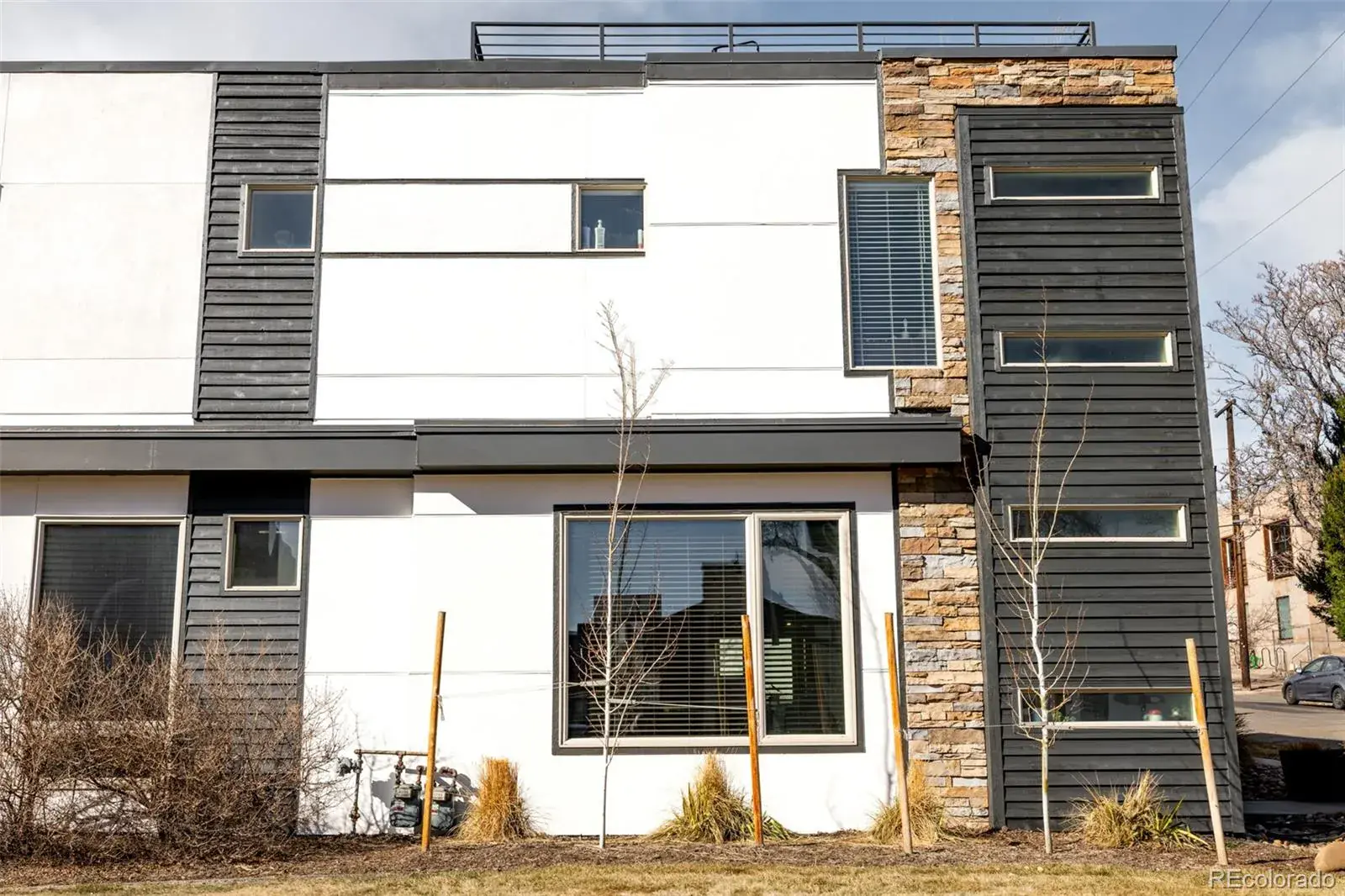 03042026200027 1600 1