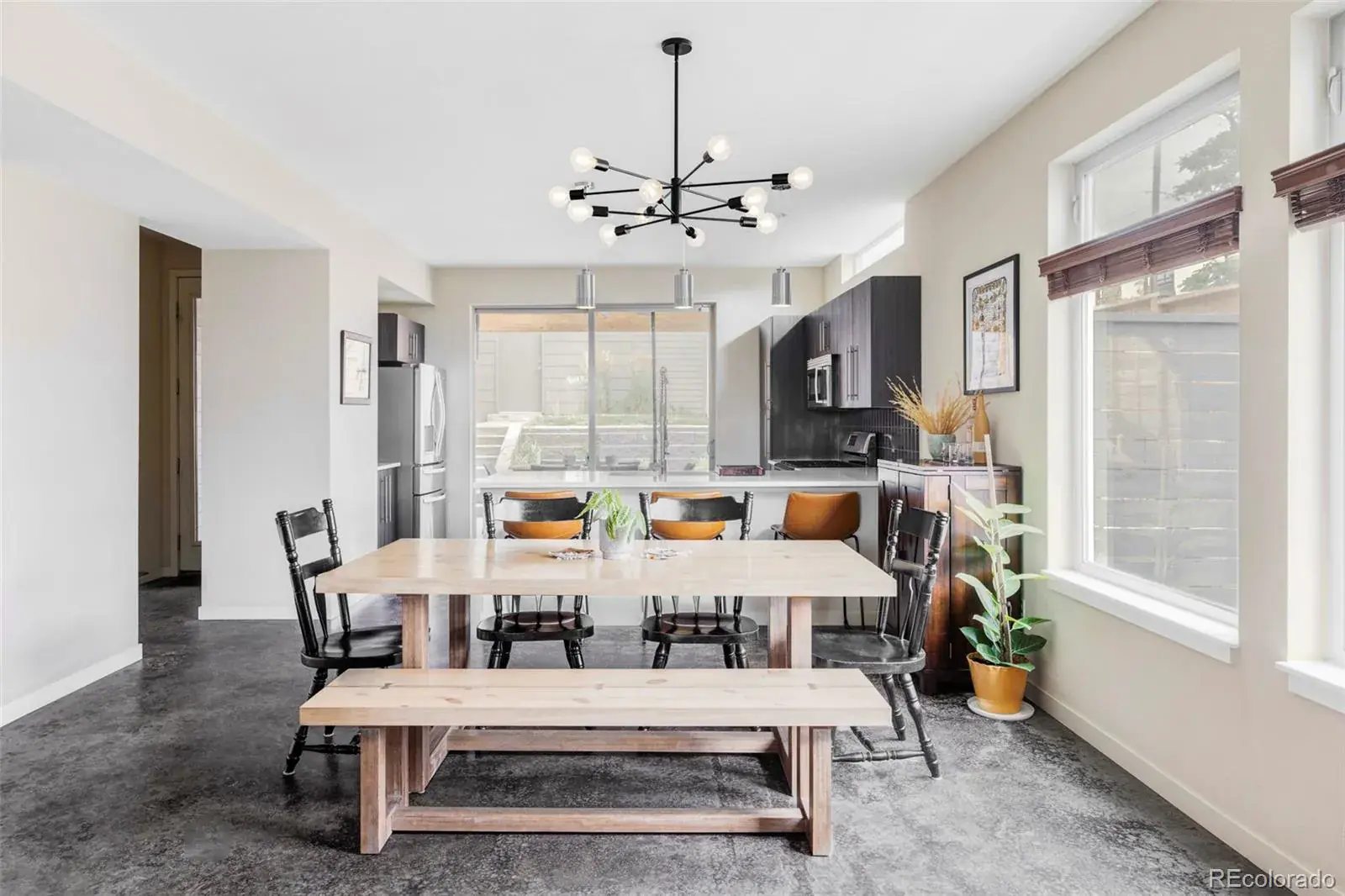 03042026200027 1600 7