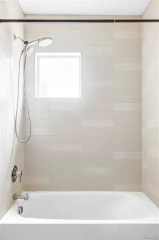 03042026200027 640 21