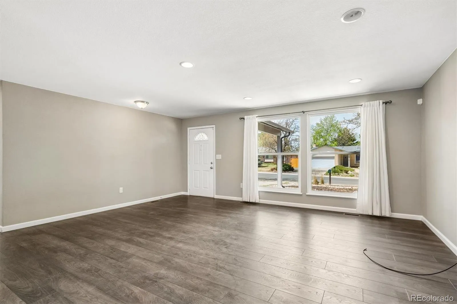 3106 S Olathe Way Aurora CO 80013 MLS #REC2259529 04232026155434 1600 2