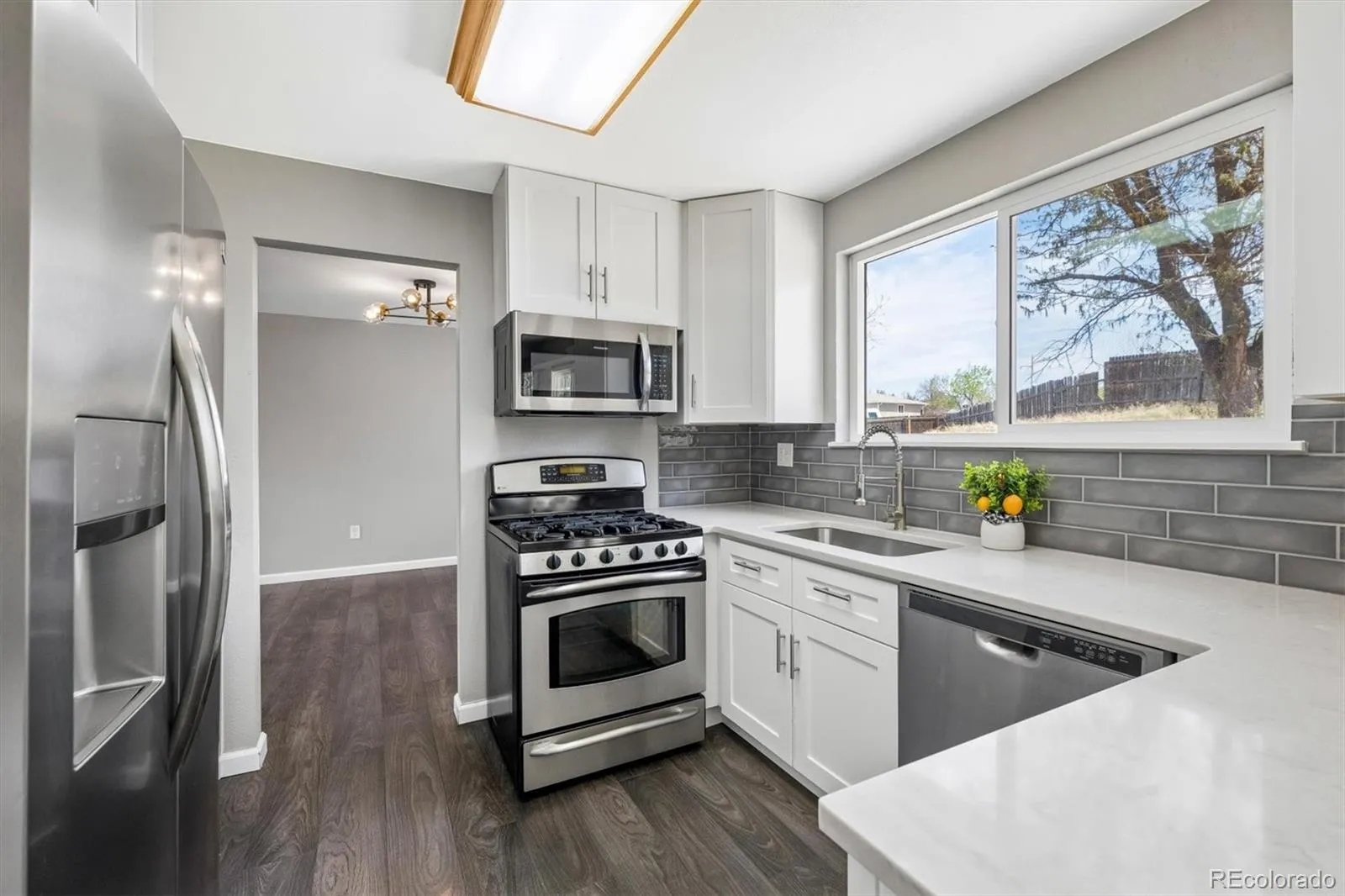 3106 S Olathe Way Aurora CO 80013 MLS #REC2259529 04232026155434 1600 7