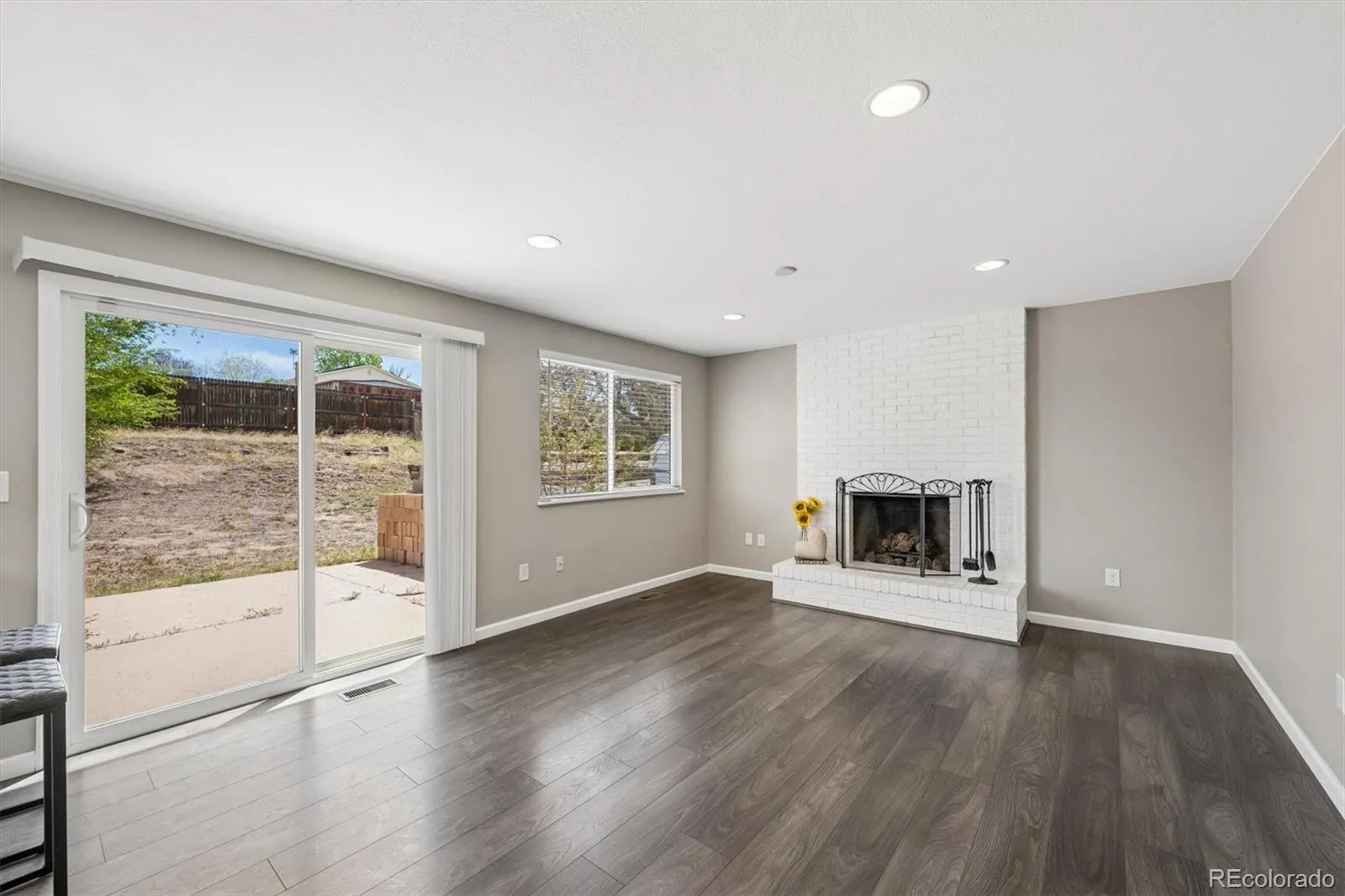 3106 S Olathe Way Aurora CO 80013 MLS #REC2259529 04232026155434 1600 9