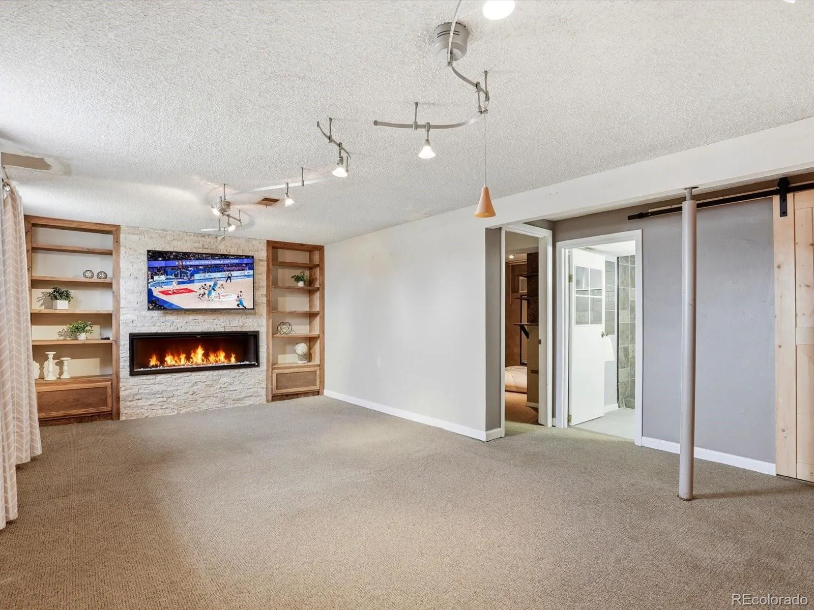 04142026193627 1600 21