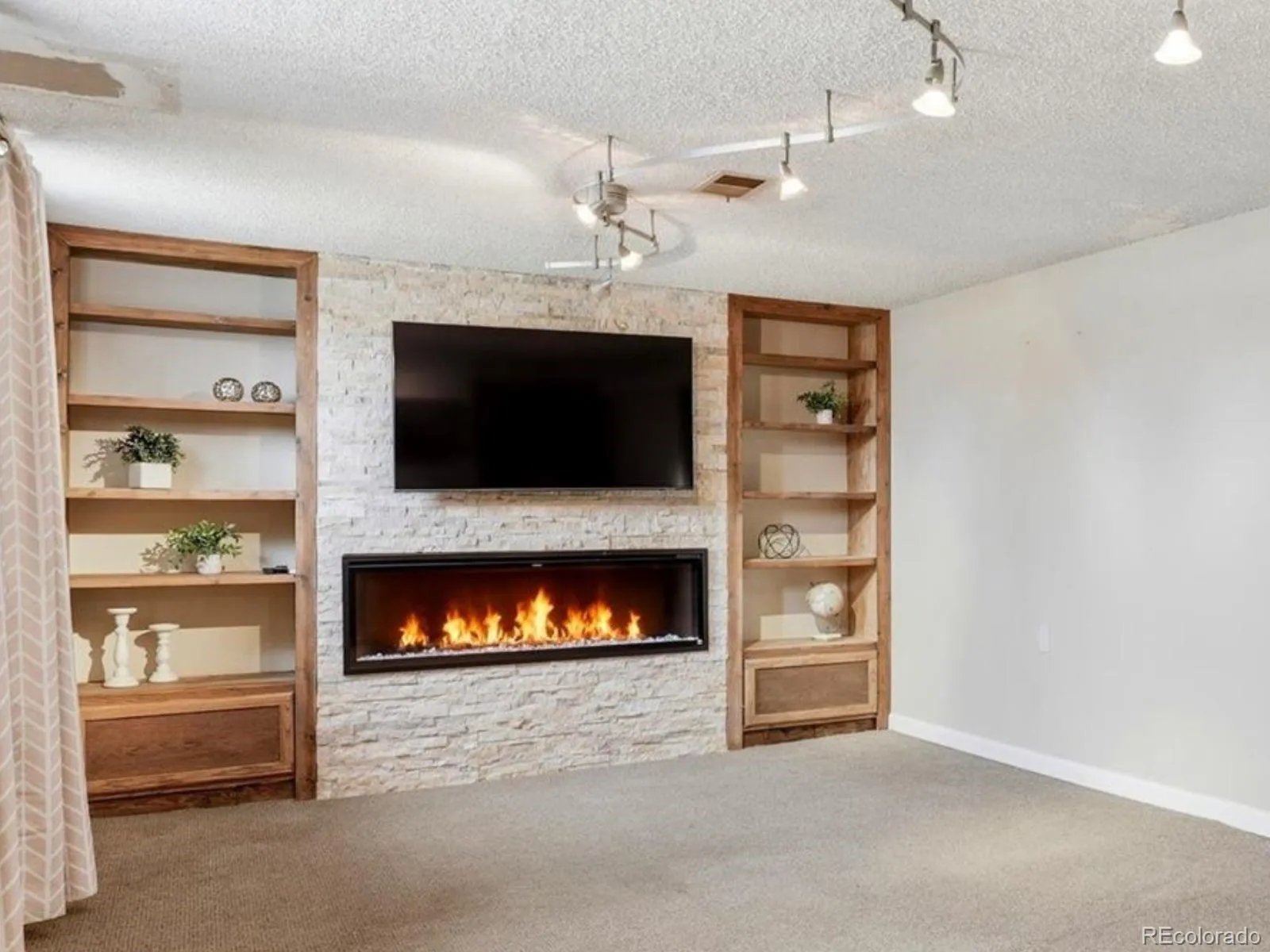 04142026193627 1600 23