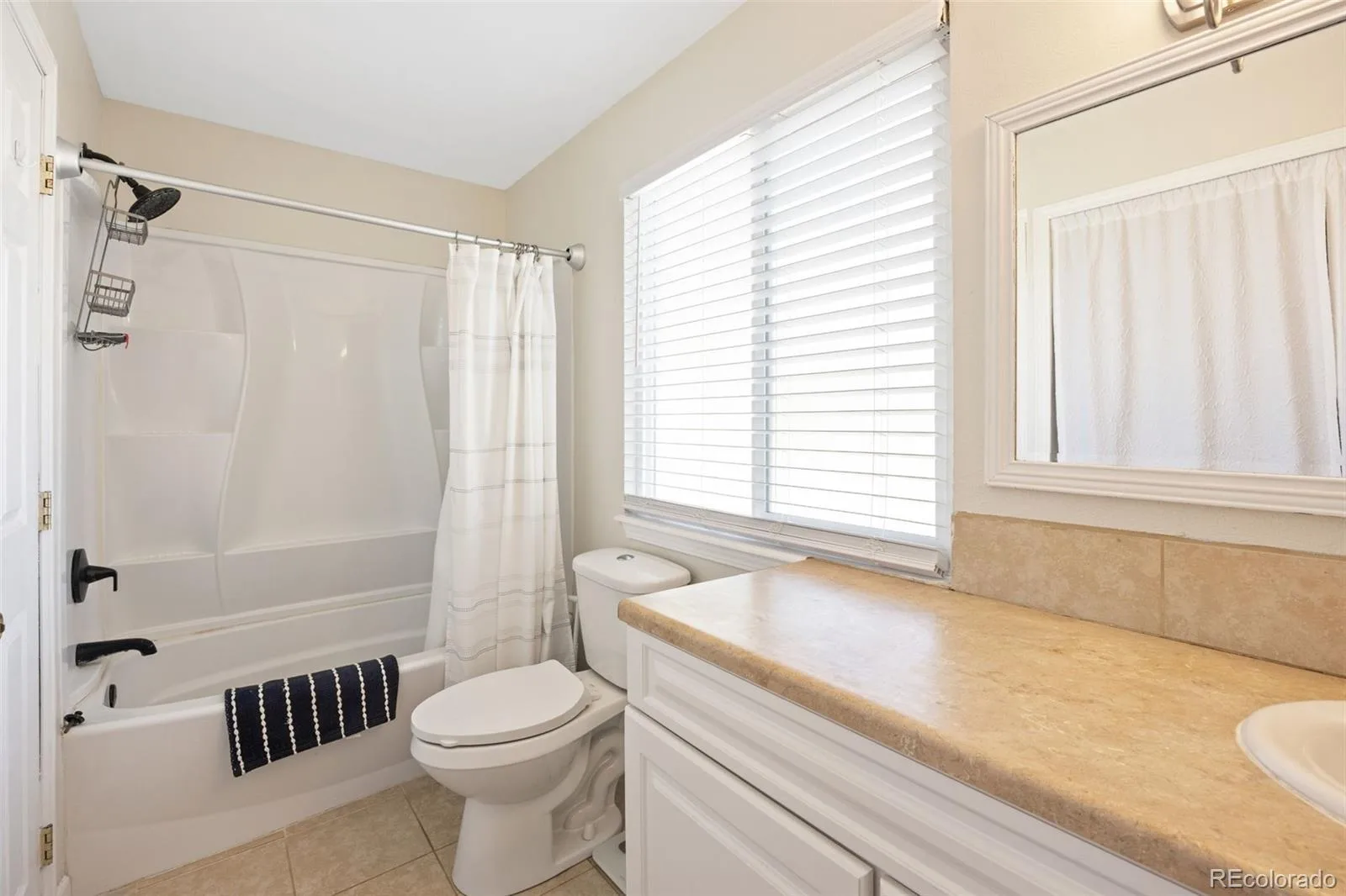 4627 S Pagosa Way Aurora CO 80015 | MLS #REC2263038 08272026212903 1600 20