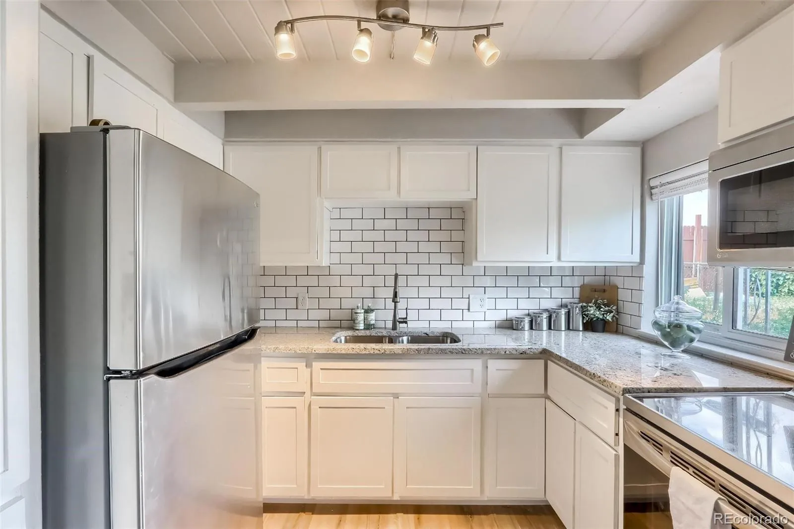 04152026224402 1600 4