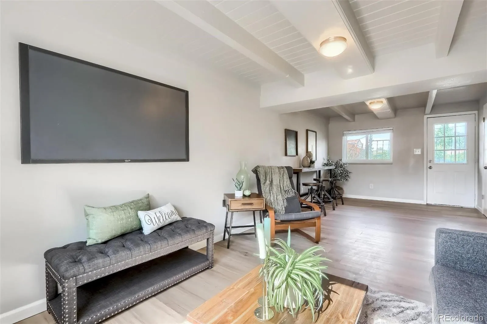 04152026224402 1600 6