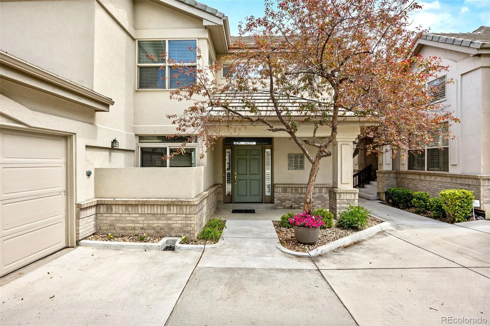 9647 E Arbor Place Englewood CO 80111 MLS #REC2264741 06162026215940 1600 34