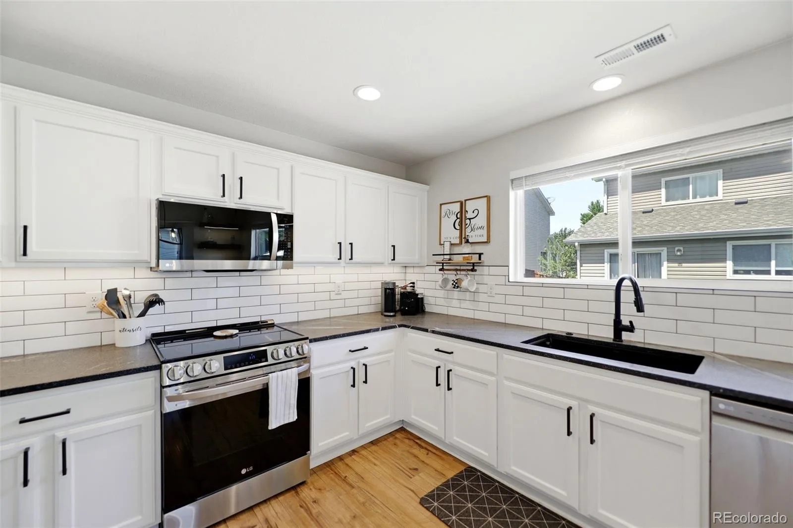 16013 E Nichols Place Englewood CO 80112 | MLS #REC2265451 08282026151721 1600 13