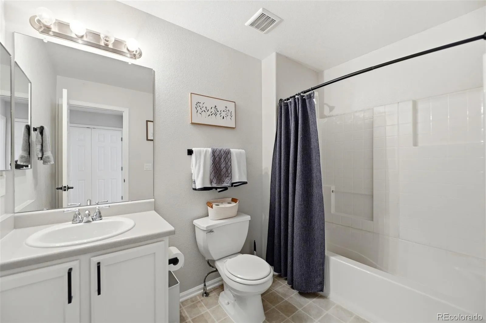 16013 E Nichols Place Englewood CO 80112 | MLS #REC2265451 08282026151721 1600 25
