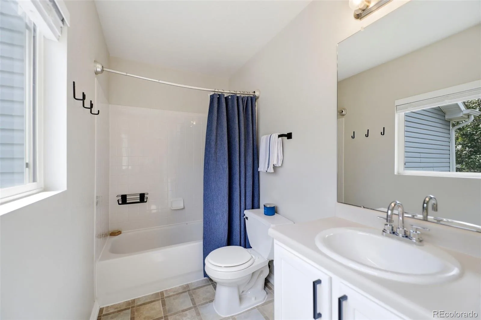 16013 E Nichols Place Englewood CO 80112 | MLS #REC2265451 08282026151721 1600 32
