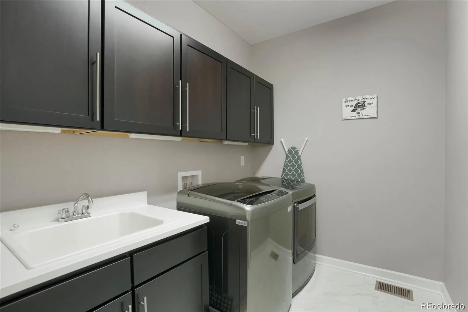 6053 Clover Ridge Circle Castle Rock CO 80104 | MLS #REC2265901 08222026232242 1600 17