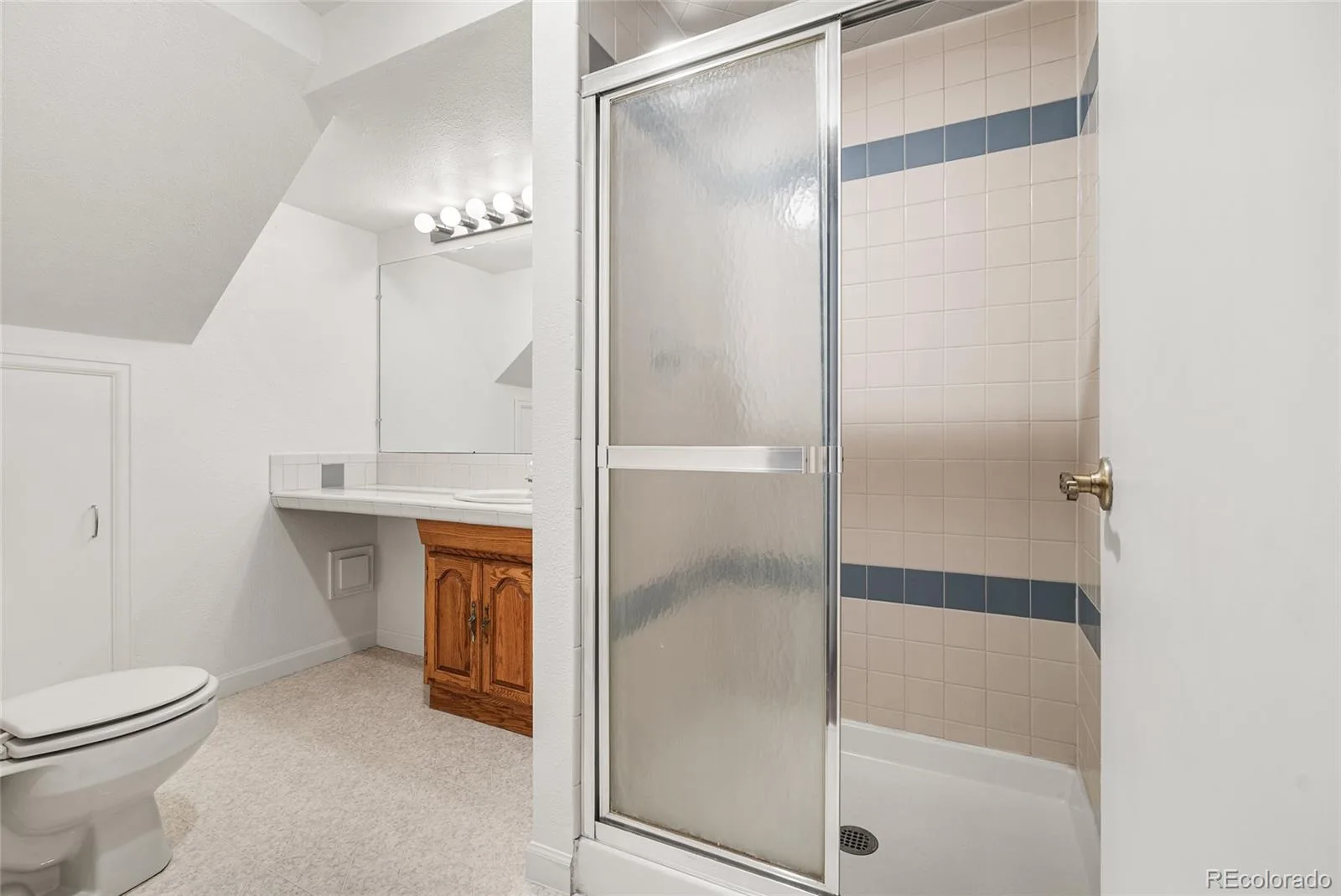 4691 S Wolff Street Denver CO 80236 MLS #REC2266469 06092026023747 1600 38