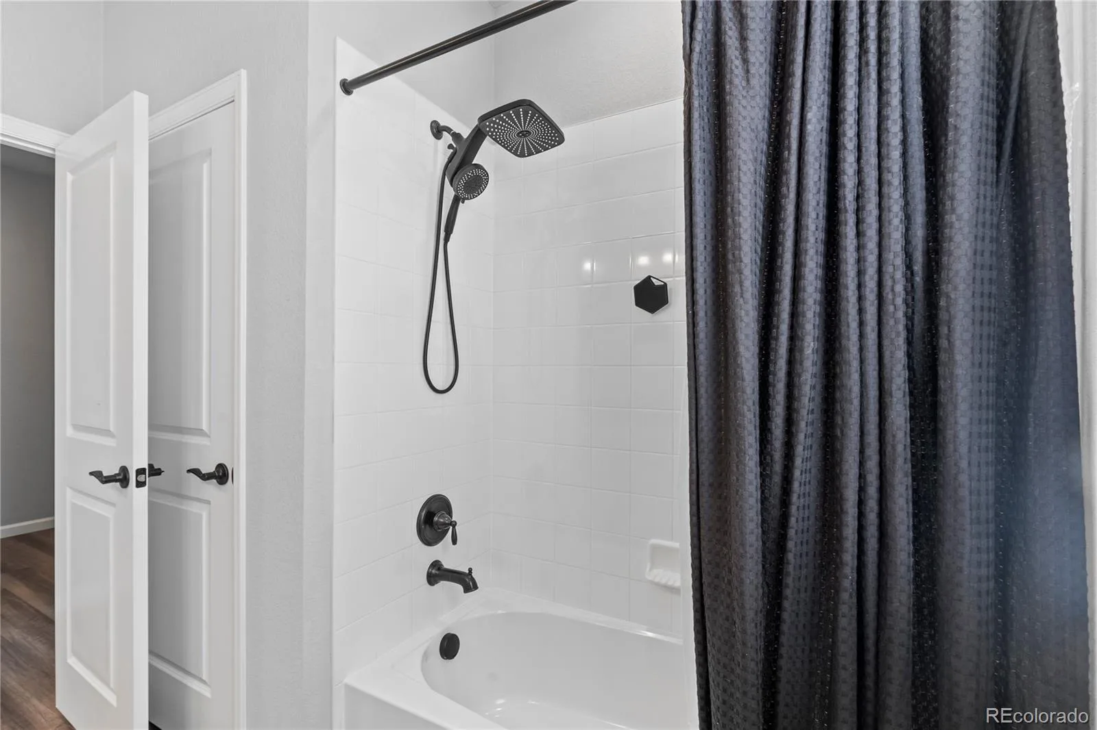 08122026152633 1600 37