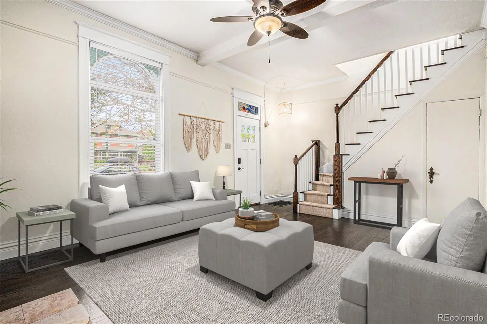 12062025003838 1600 0