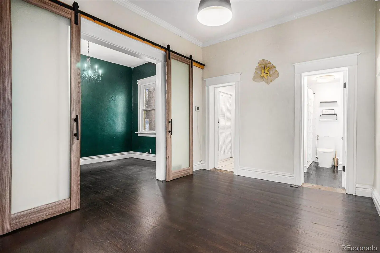 12062025003838 1600 17