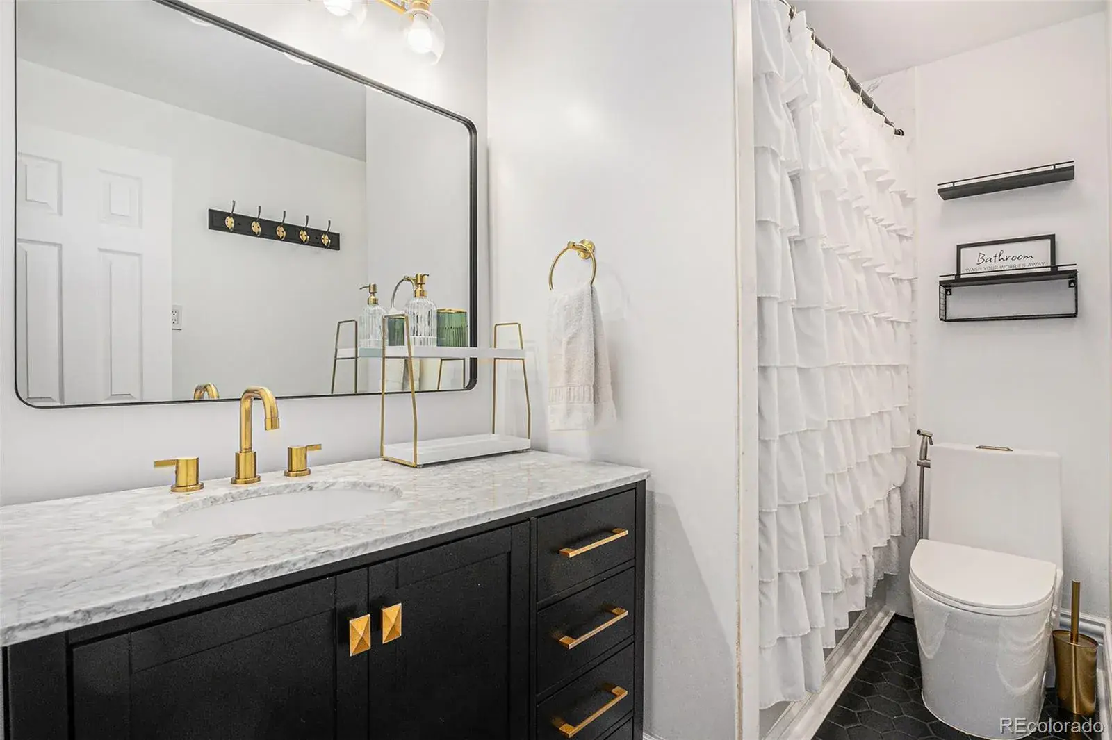 12062025003838 1600 5