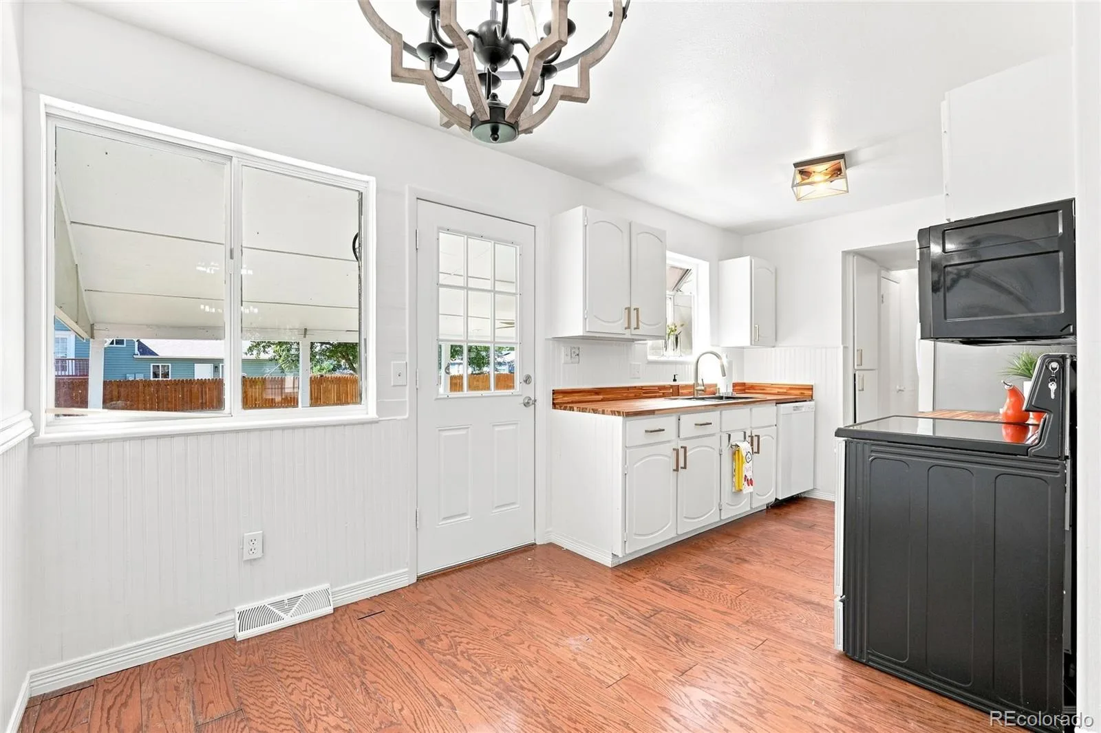 10391 W 107th Circle Broomfield CO 80021 | MLS #REC2270691 08212026144305 1600 6