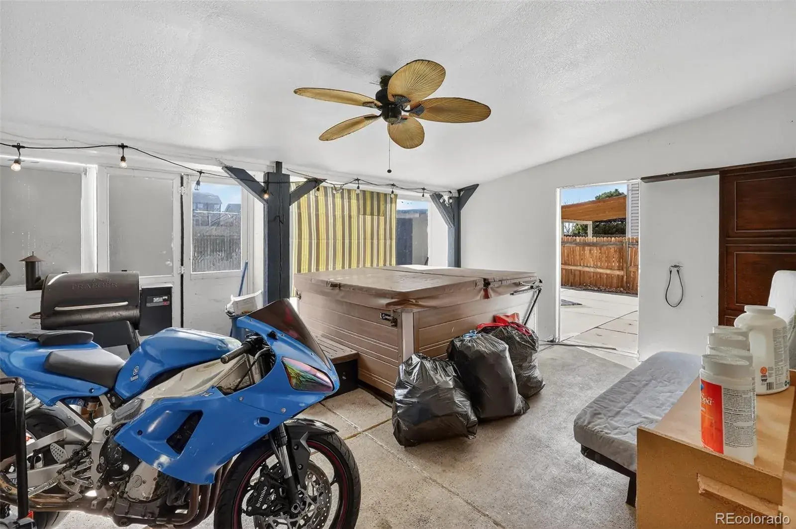 03022026000919 1600 25