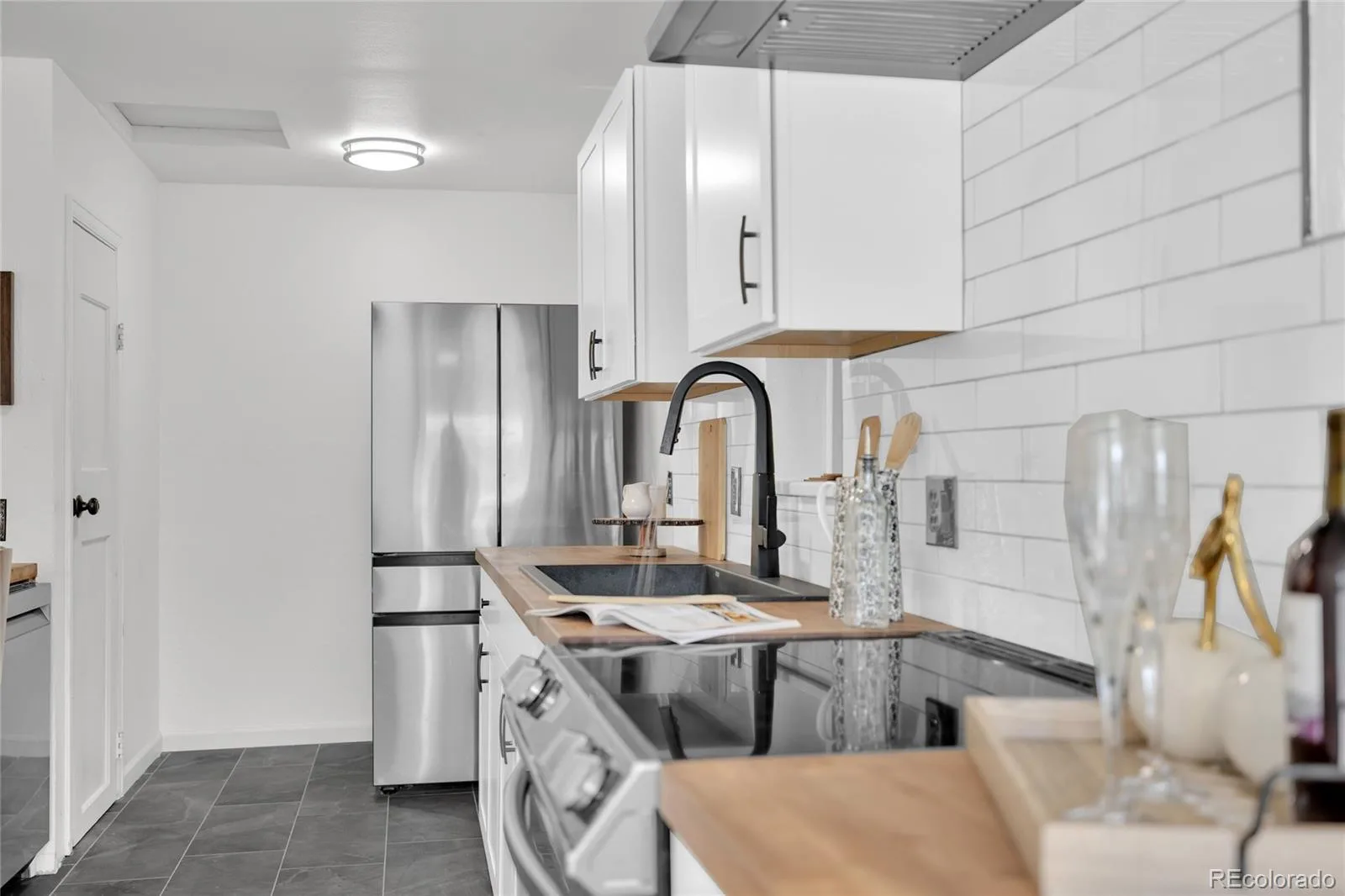575 S Clay Street Denver CO 80219 | MLS #REC2273736 08142026144520 1600 12