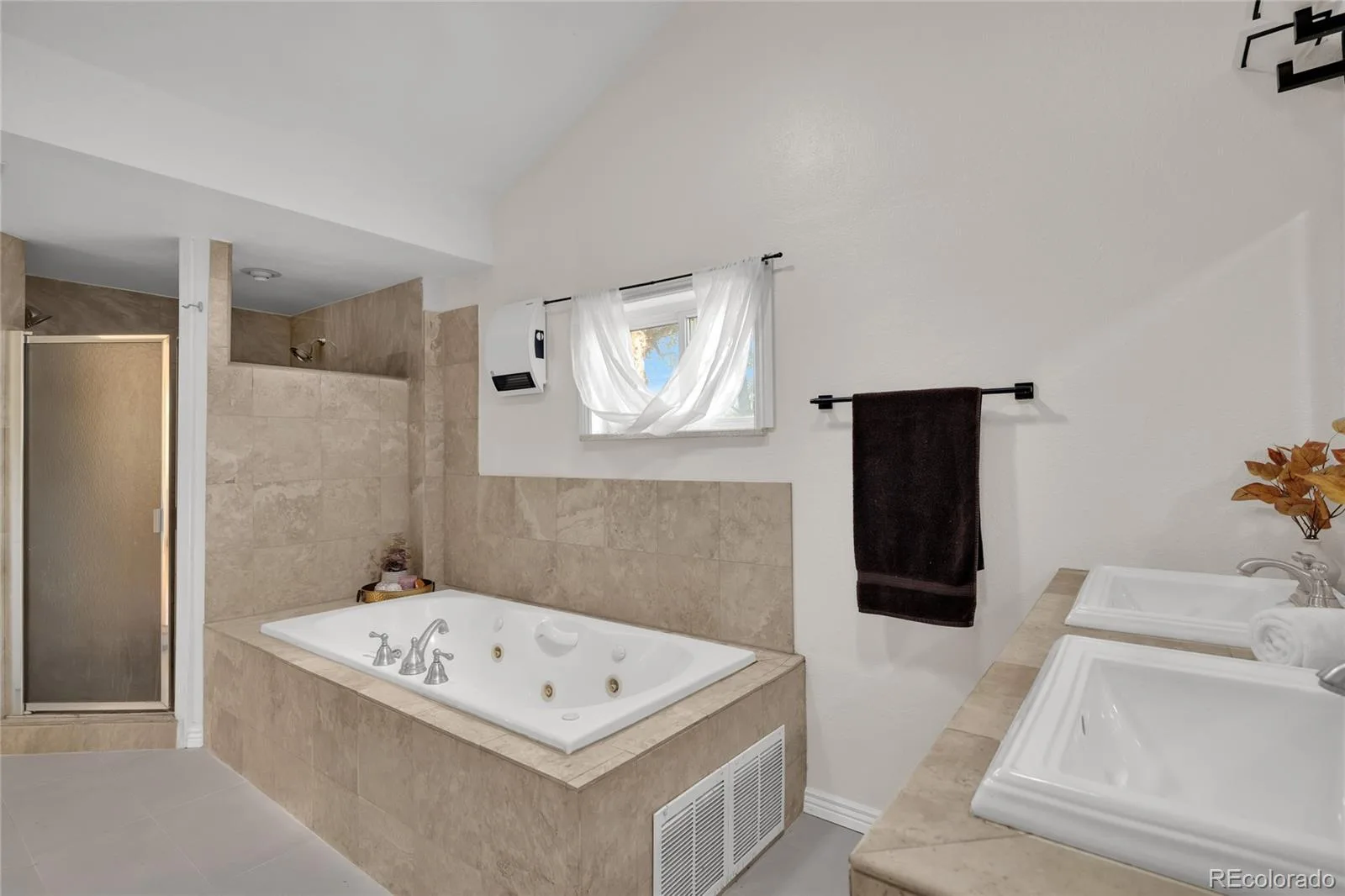 575 S Clay Street Denver CO 80219 | MLS #REC2273736 08142026144520 1600 22