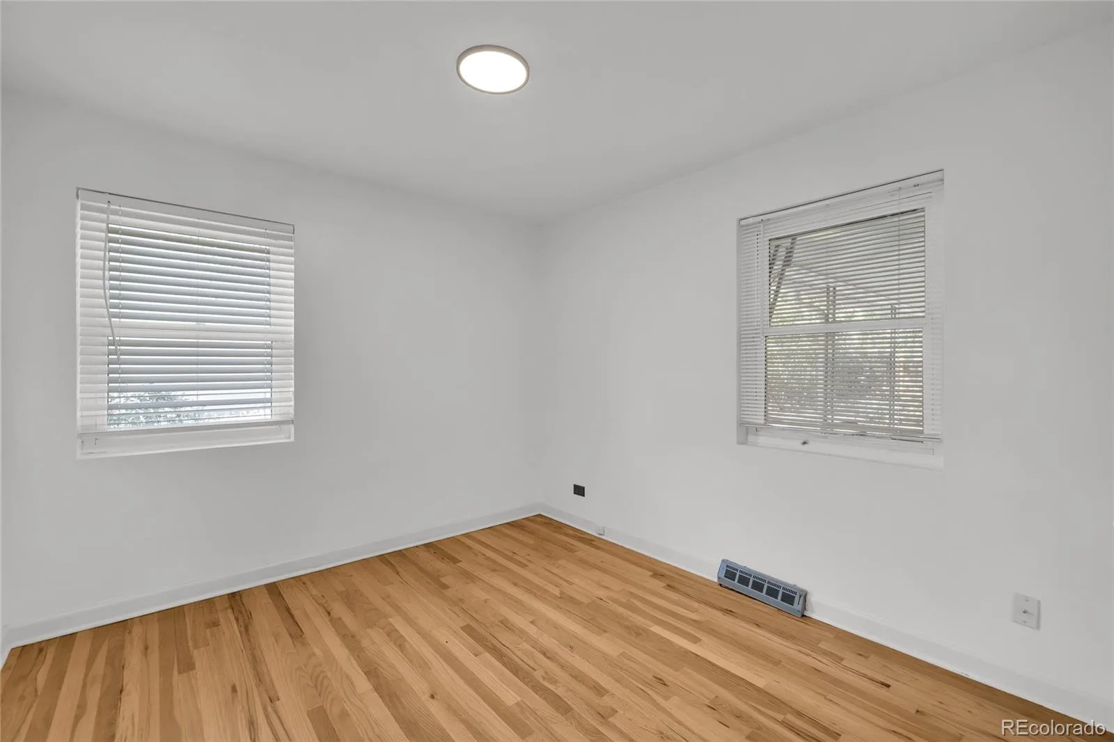 575 S Clay Street Denver CO 80219 | MLS #REC2273736 08142026144520 1600 28