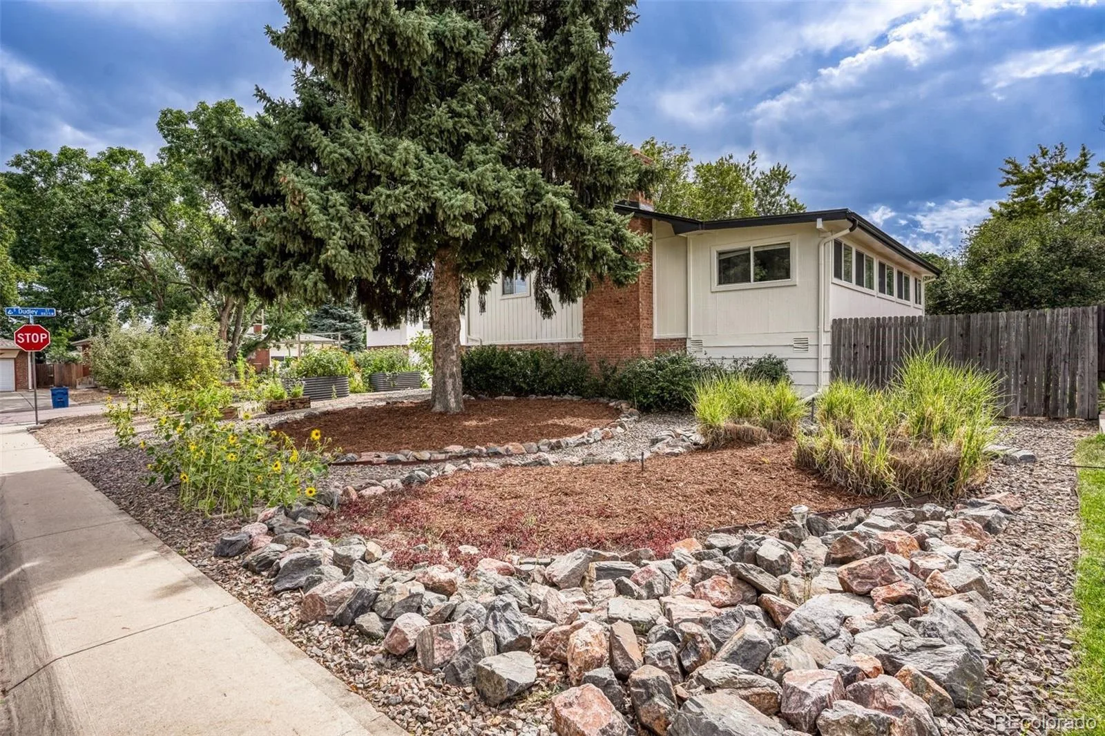 1323 S Dudley Street Lakewood CO 80232 | MLS #REC2275418 10092026170133 1600 13