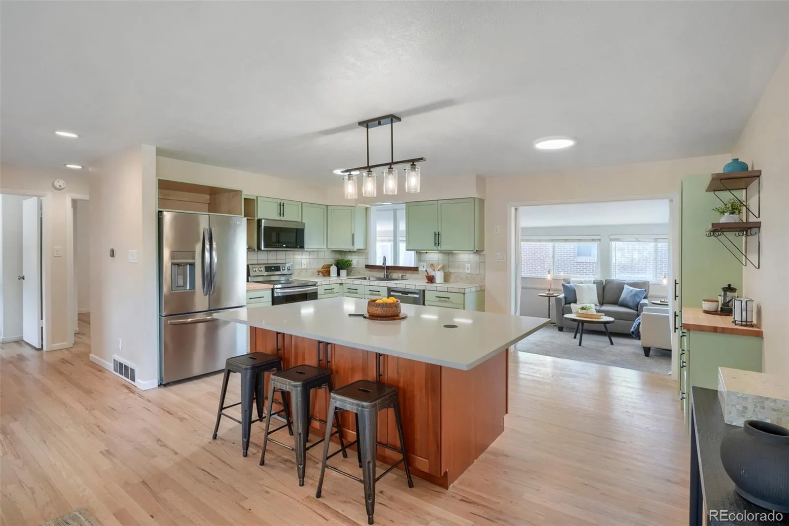 1323 S Dudley Street Lakewood CO 80232 | MLS #REC2275418 10092026170133 1600 2