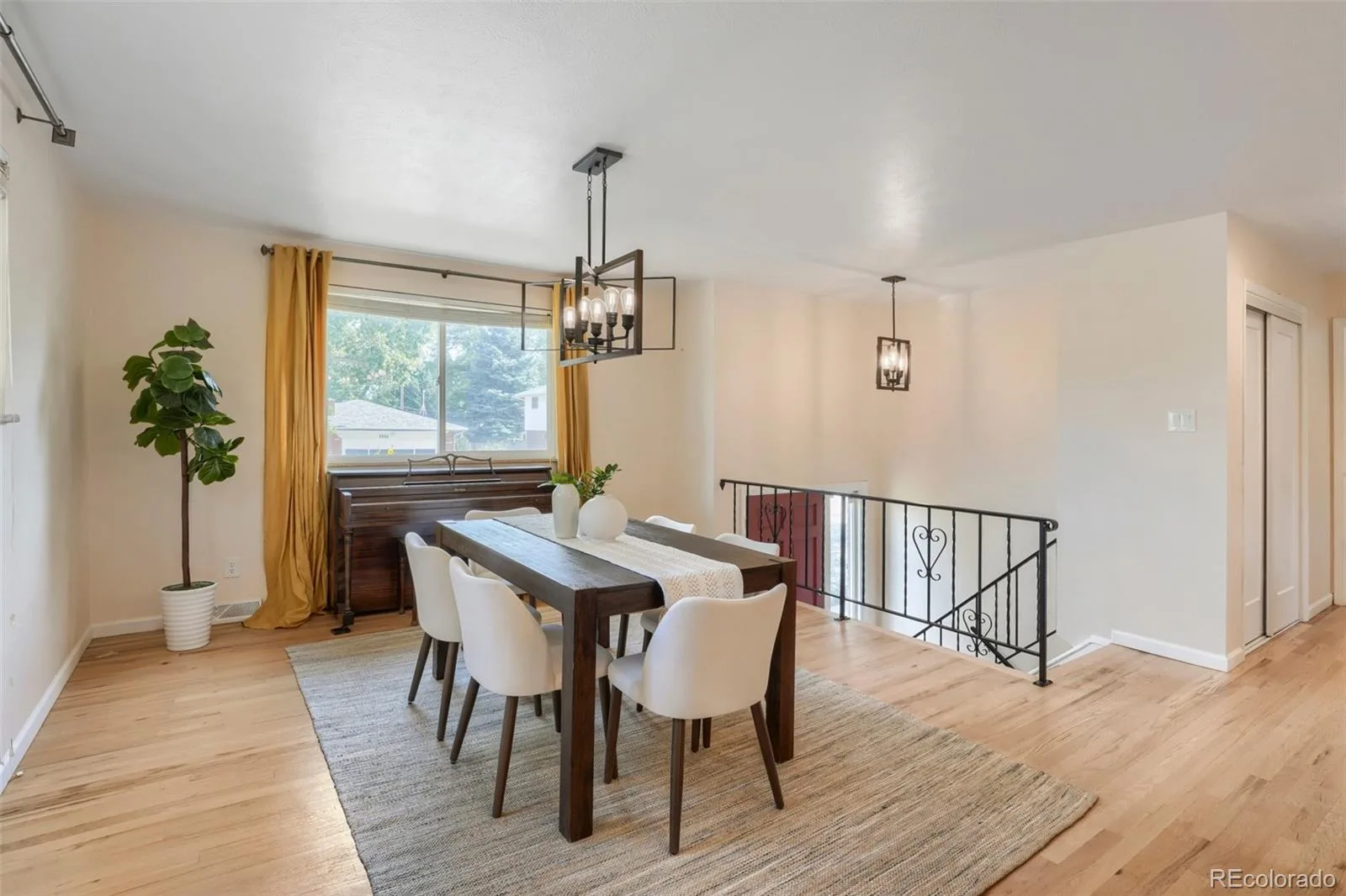 1323 S Dudley Street Lakewood CO 80232 | MLS #REC2275418 10092026170133 1600 20