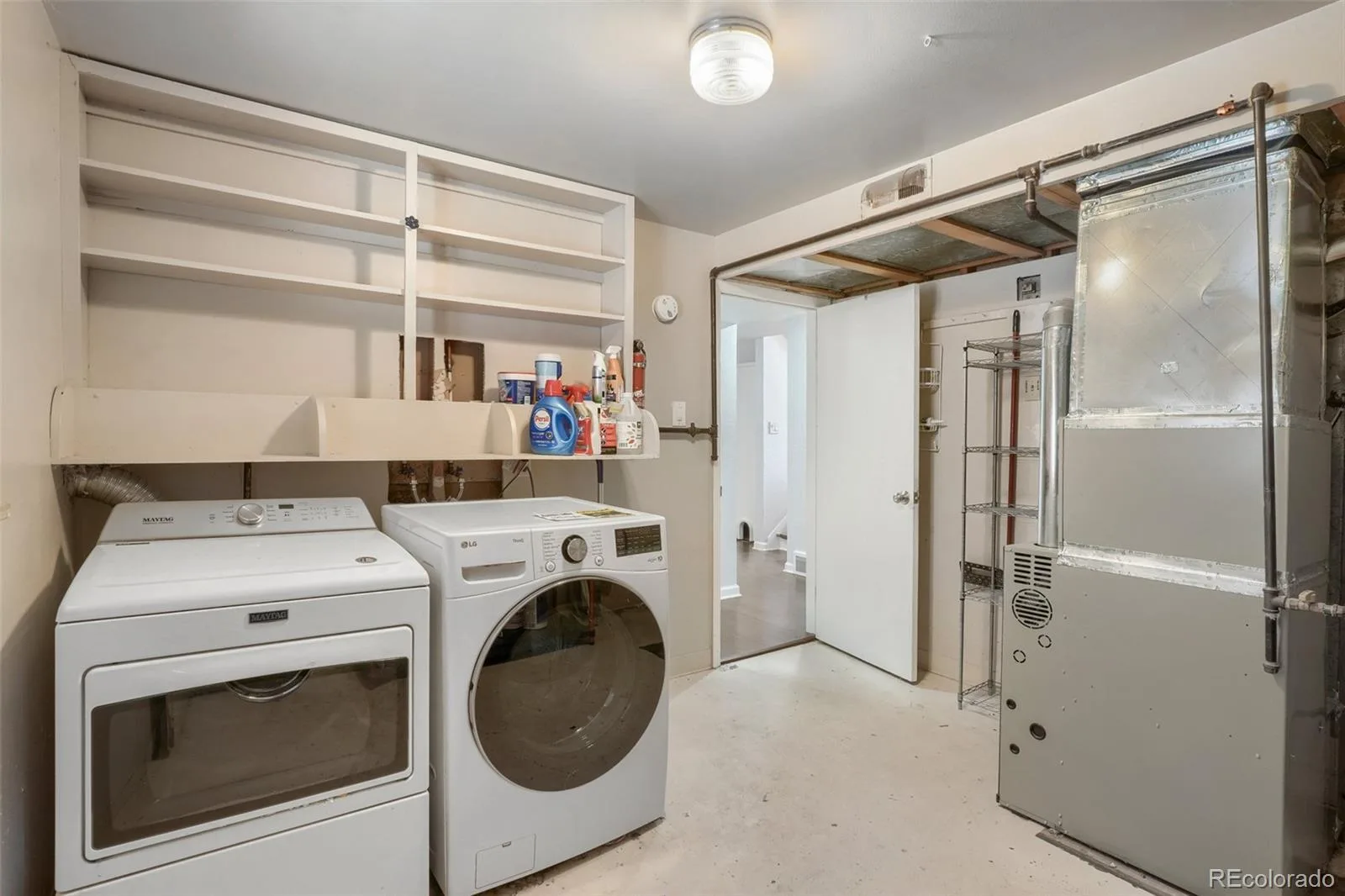 1323 S Dudley Street Lakewood CO 80232 | MLS #REC2275418 10092026170133 1600 33