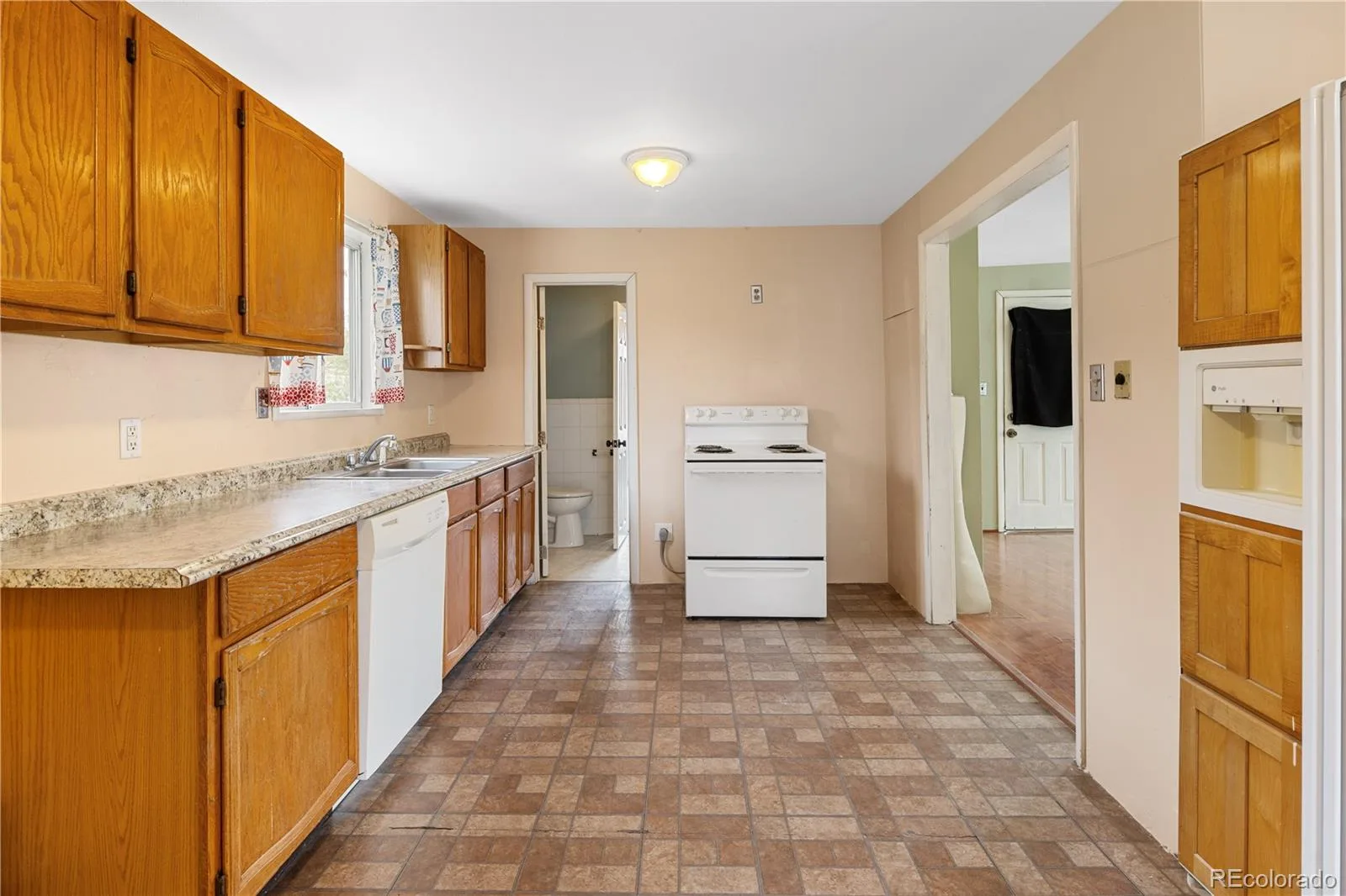 2233 S Fox Street Denver CO 80223 MLS #REC2276005 06092026023824 1600 6
