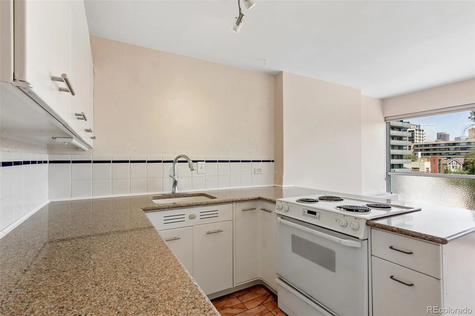 888 N Logan Street #5G Denver CO 80203 | MLS #REC2277253 07222026222041 1600 16