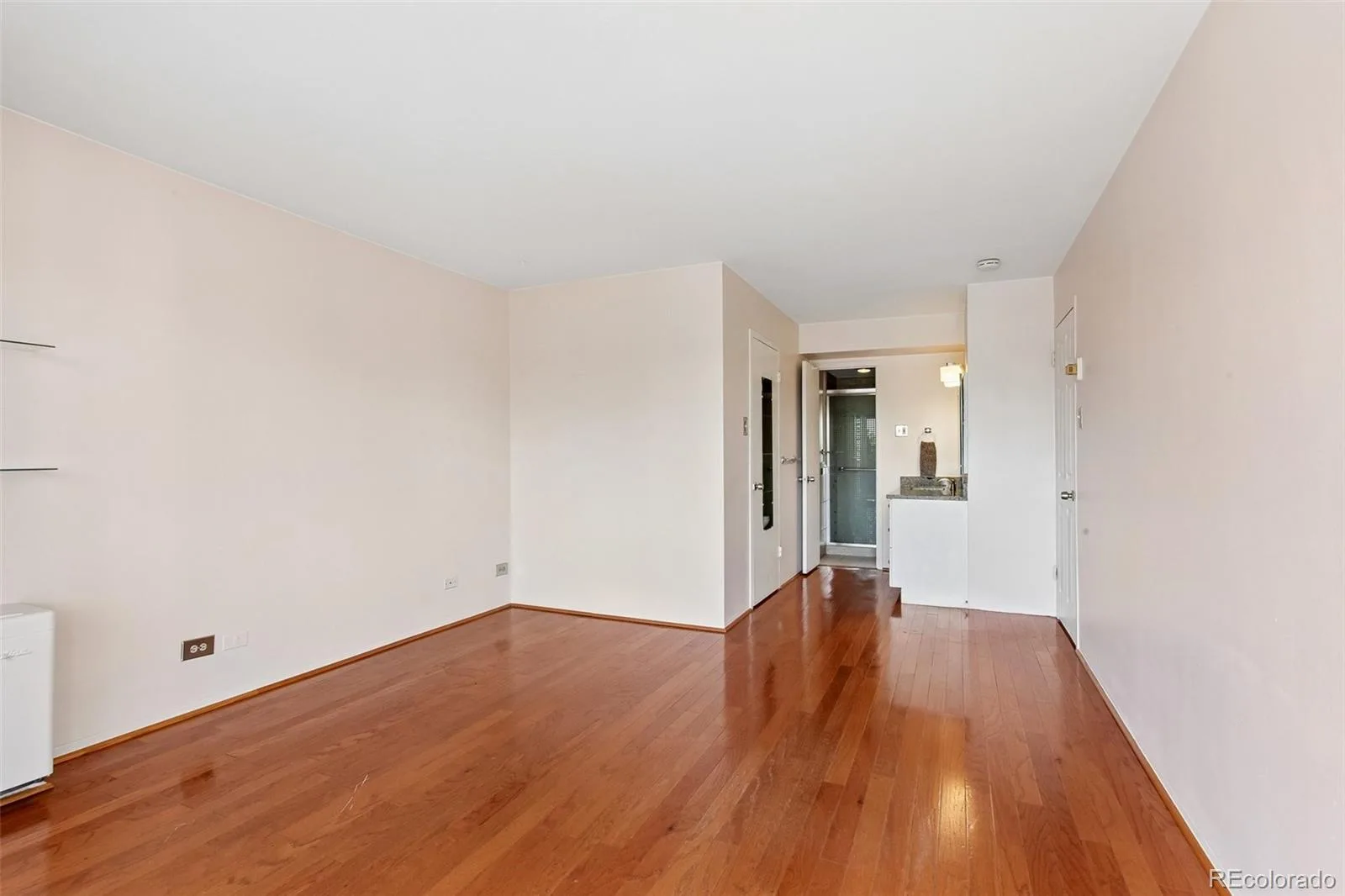 888 N Logan Street #5G Denver CO 80203 | MLS #REC2277253 07222026222041 1600 20