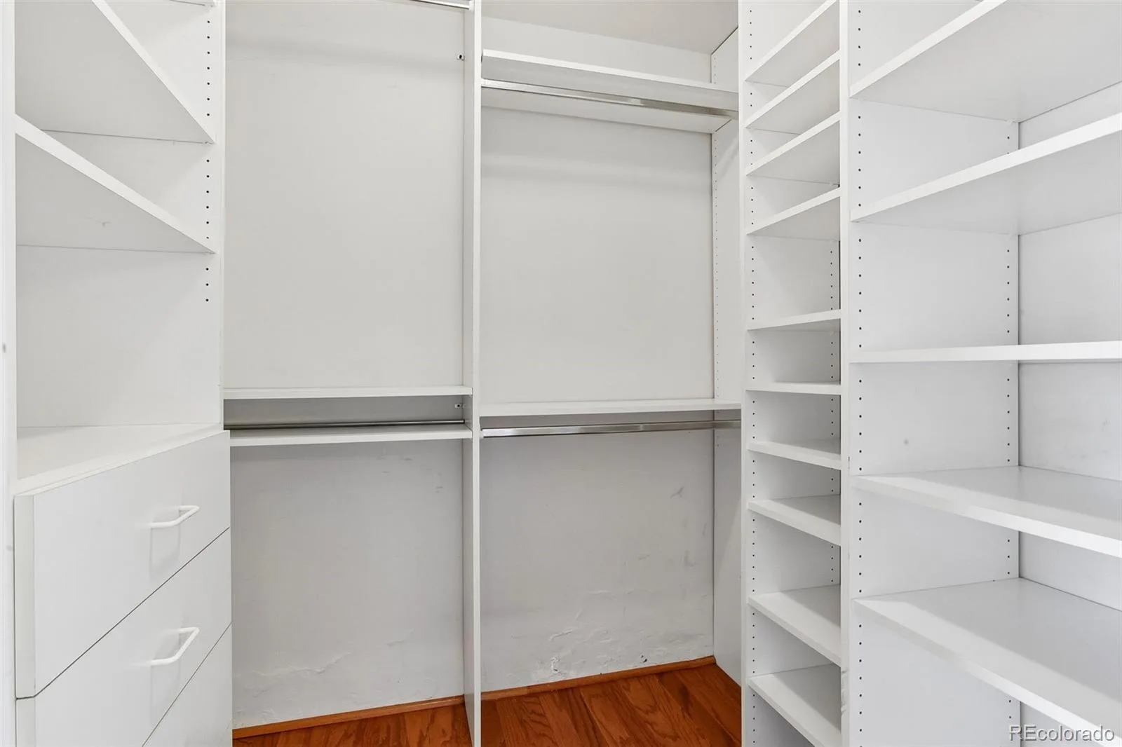 888 N Logan Street #5G Denver CO 80203 | MLS #REC2277253 07222026222041 1600 21