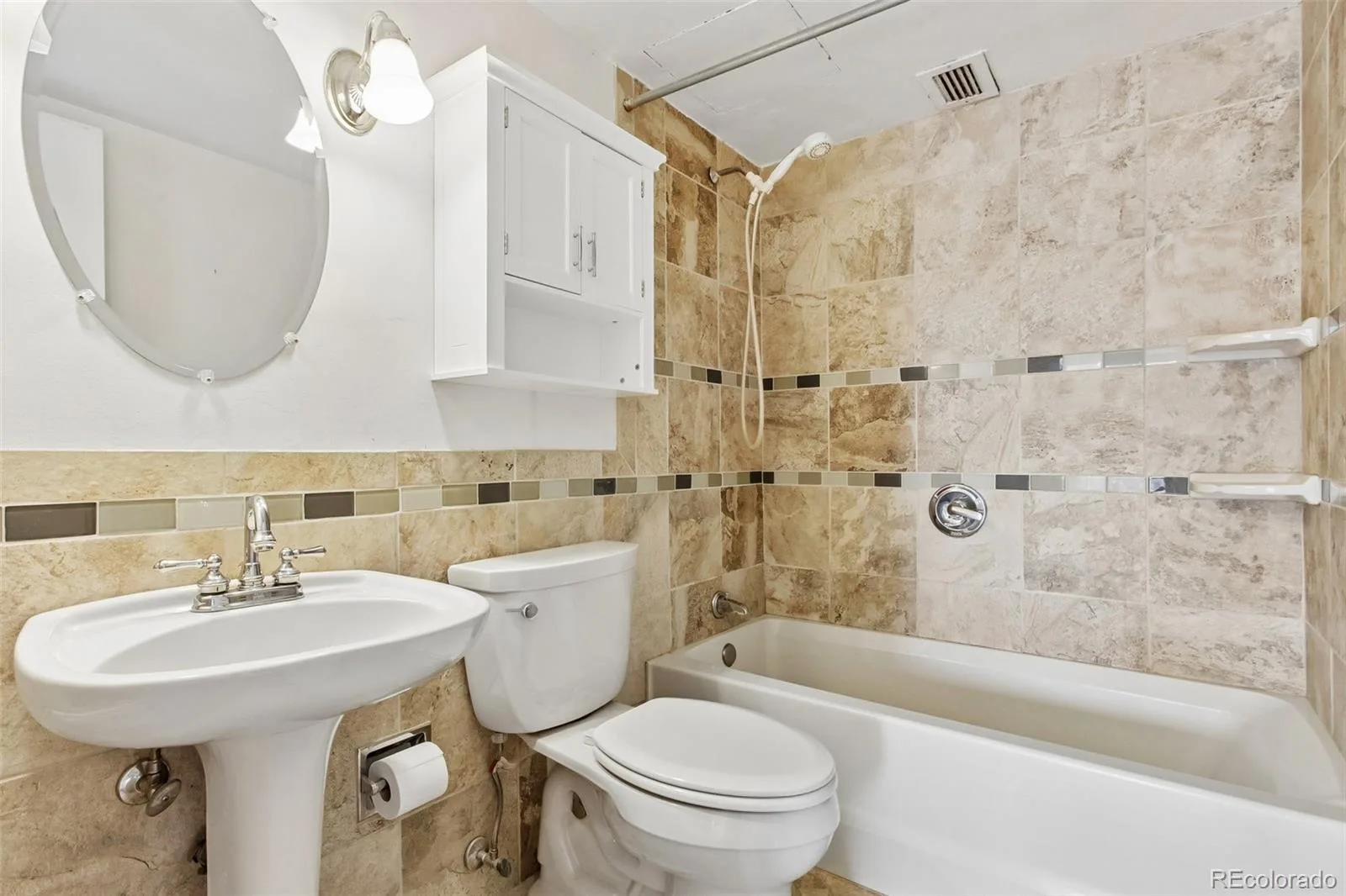 888 N Logan Street #5G Denver CO 80203 | MLS #REC2277253 07222026222041 1600 26