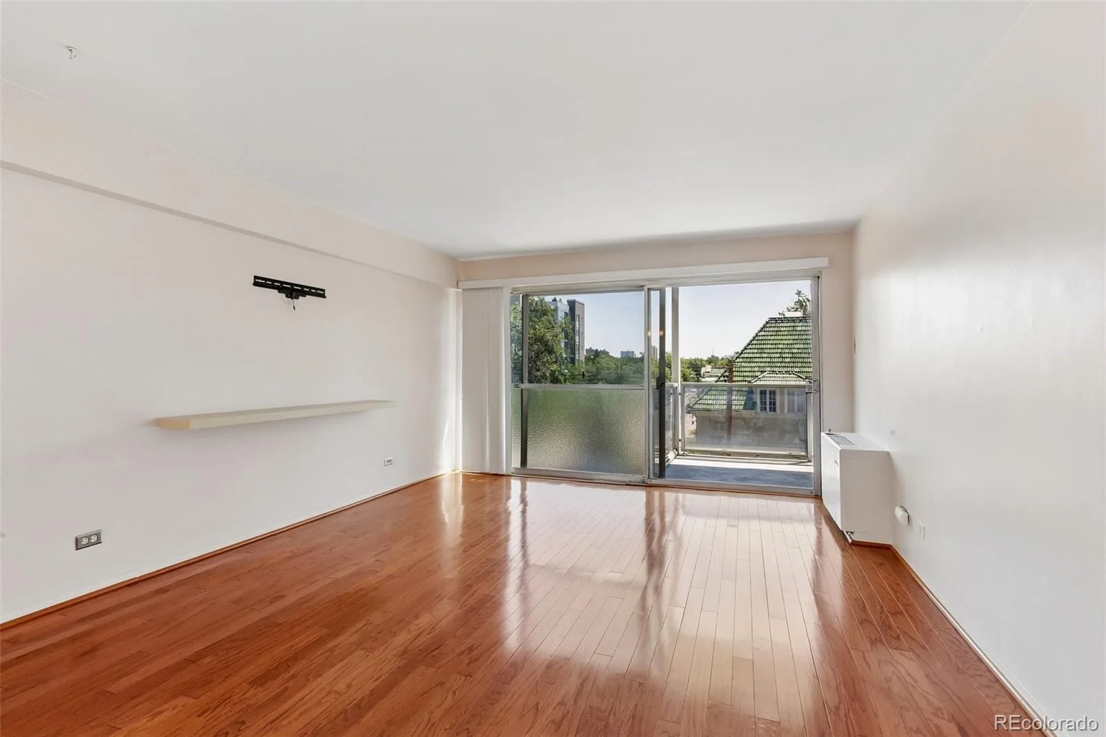 888 N Logan Street #5G Denver CO 80203 | MLS #REC2277253 07222026222041 1600 5