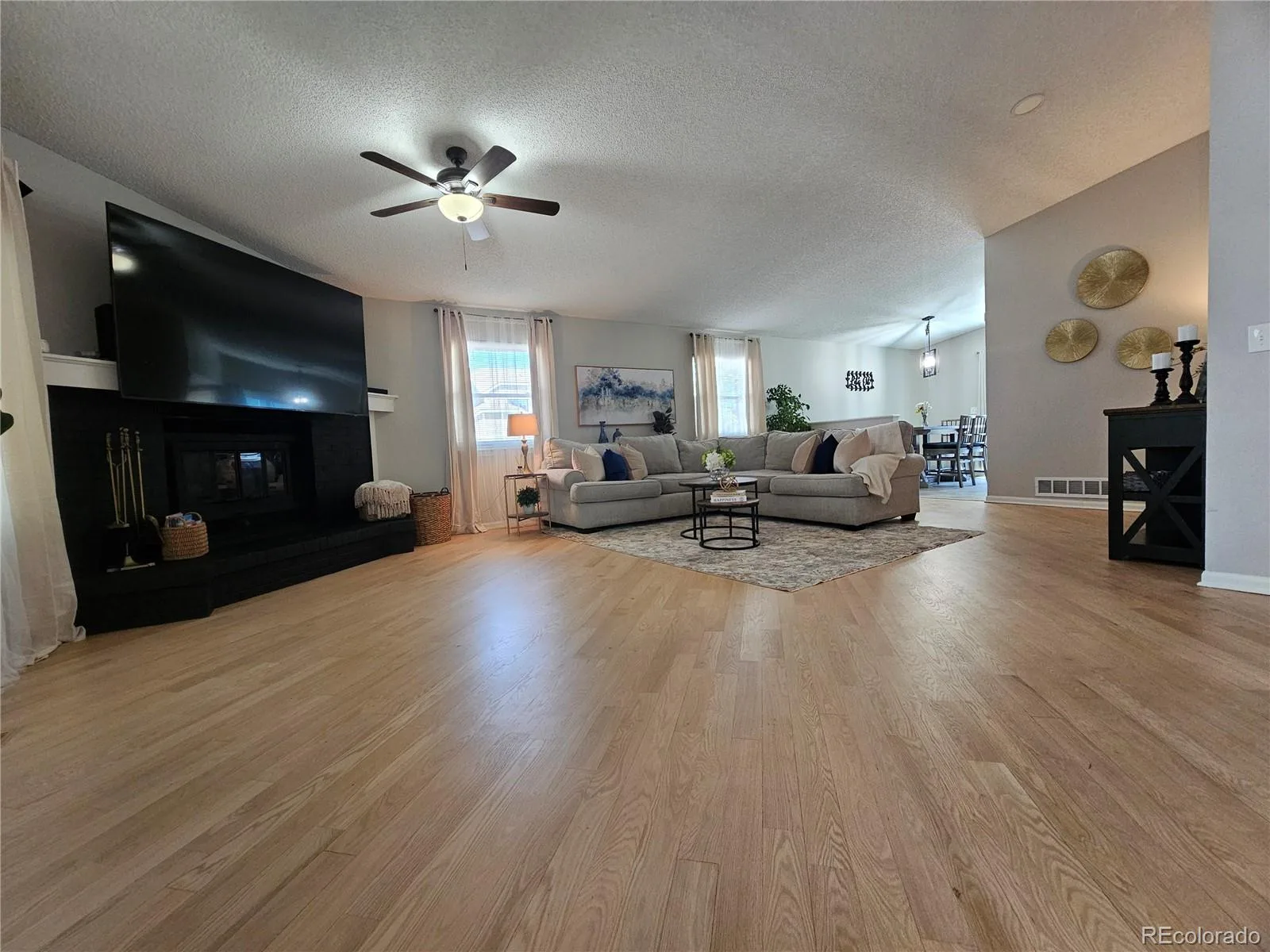 14984 E Adriatic Place Aurora CO 80014 MLS #REC2278428 06162026172210 1600 15