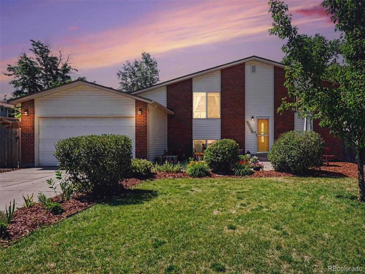3262 S Norfolk Way Aurora CO 80013 | MLS #REC2279718 MLS #REC2279718 image #0
