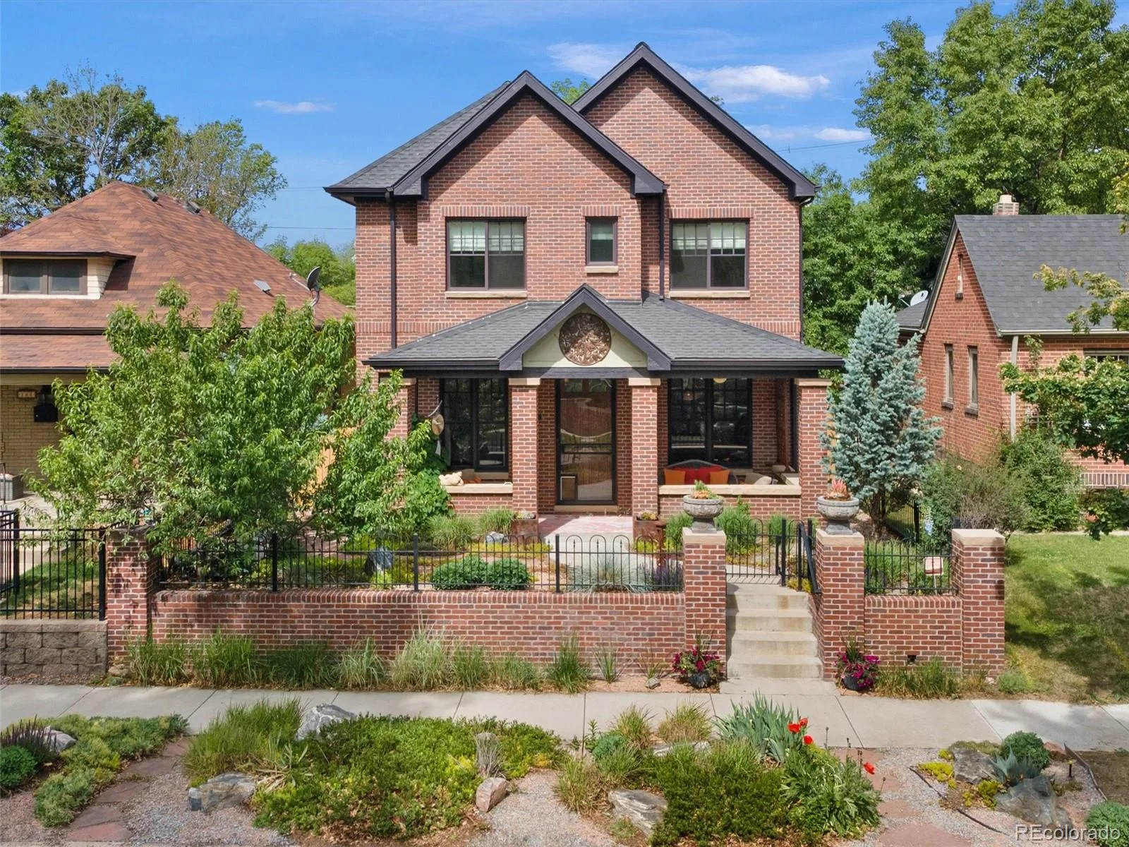 175 S Humboldt Street Denver CO 80209 MLS #REC2281963 05302026023558 1600 45