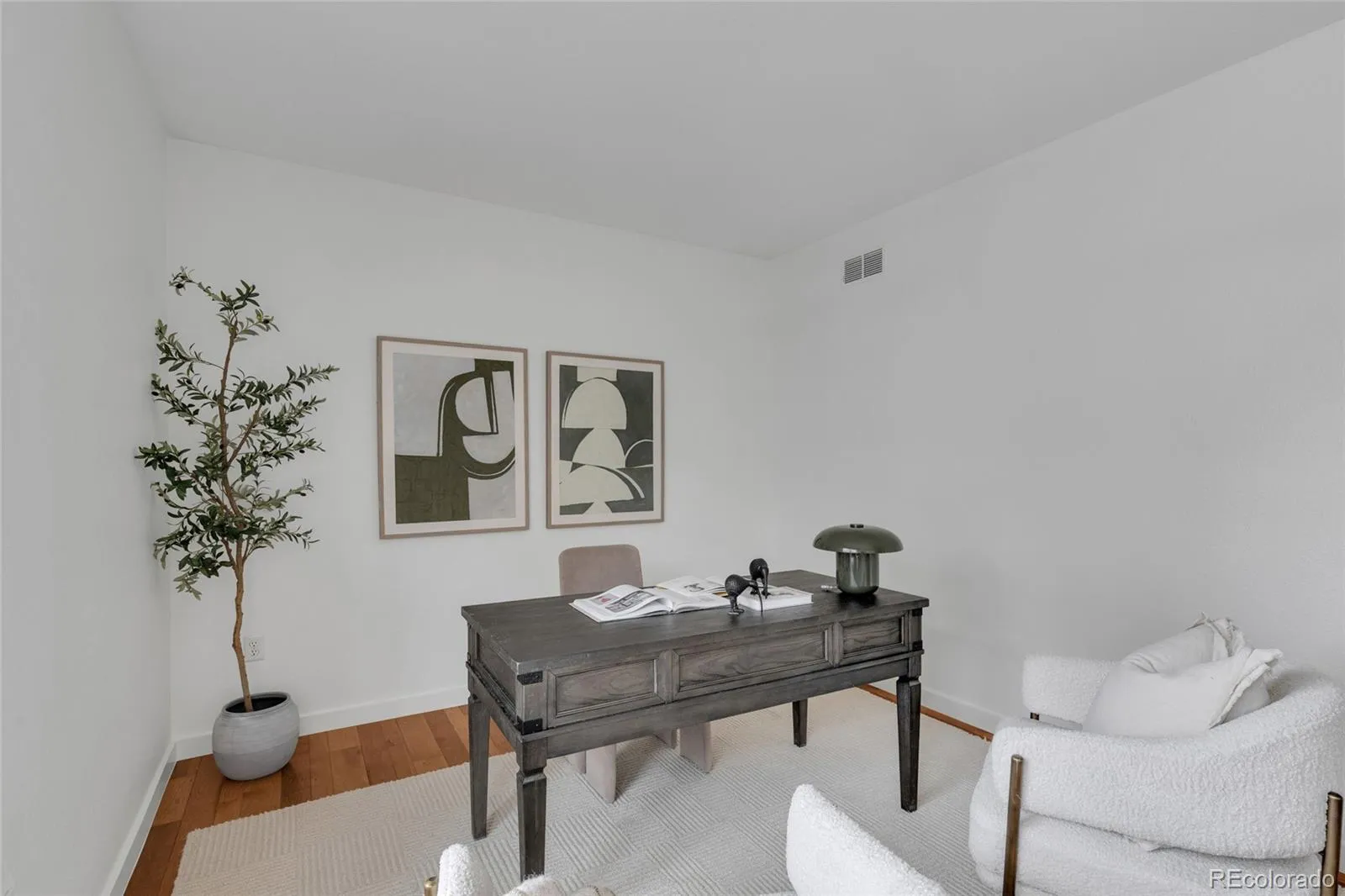 04152026161129 1600 19