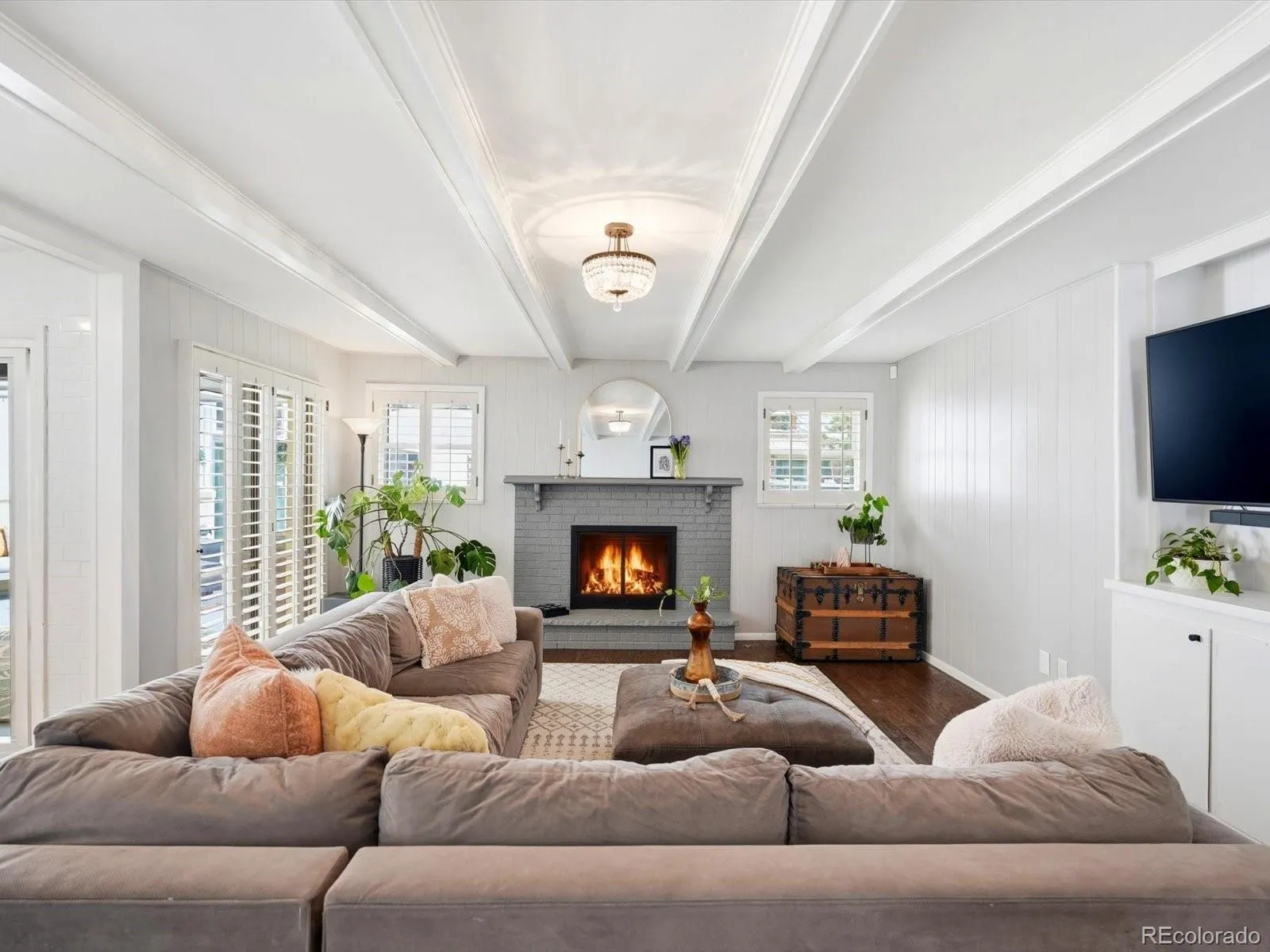 04182026170638 1600 14