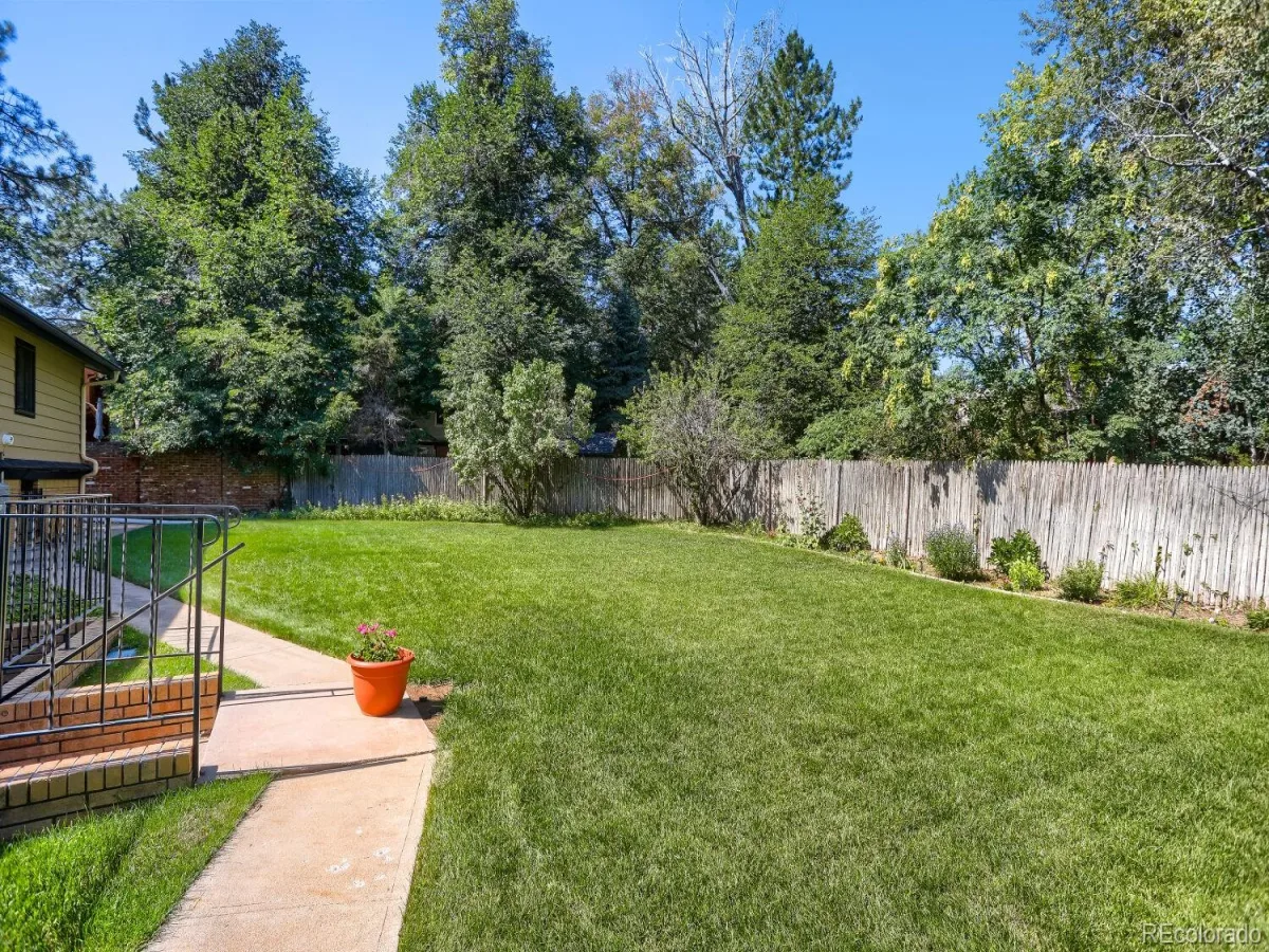 3293 S Oneida Way Denver CO 80224 | MLS #REC2284871 08212026192932 1200 21
