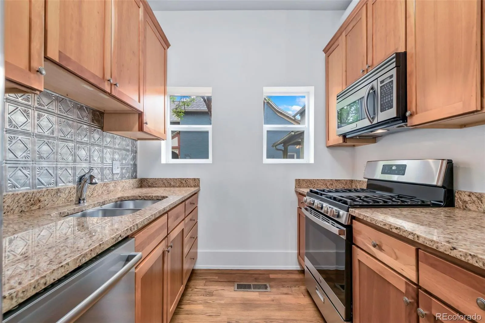 2081 N Ogden Street Denver CO 80205 MLS #REC2285635 05072026235753 1600 16
