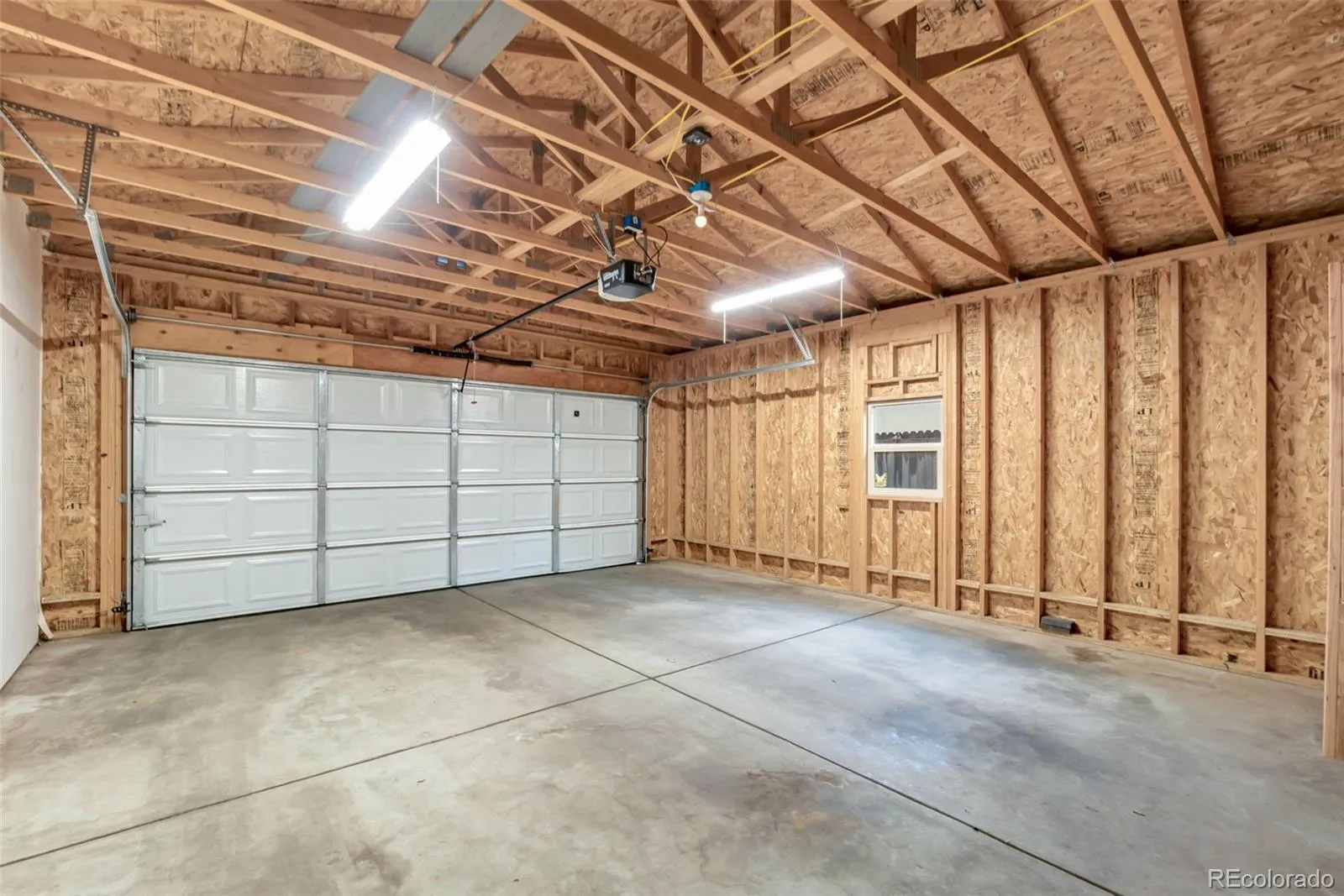 2081 N Ogden Street Denver CO 80205 MLS #REC2285635 05072026235753 1600 34