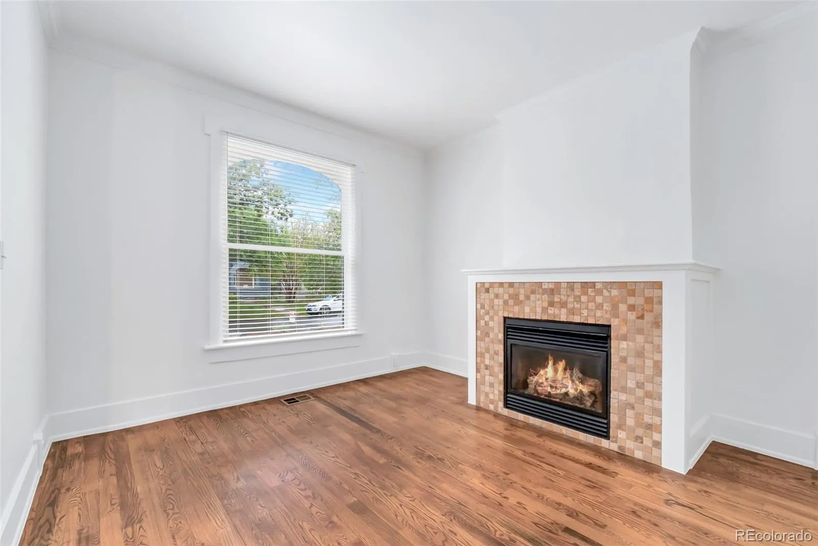 2081 N Ogden Street Denver CO 80205 MLS #REC2285635 05072026235753 1600 4